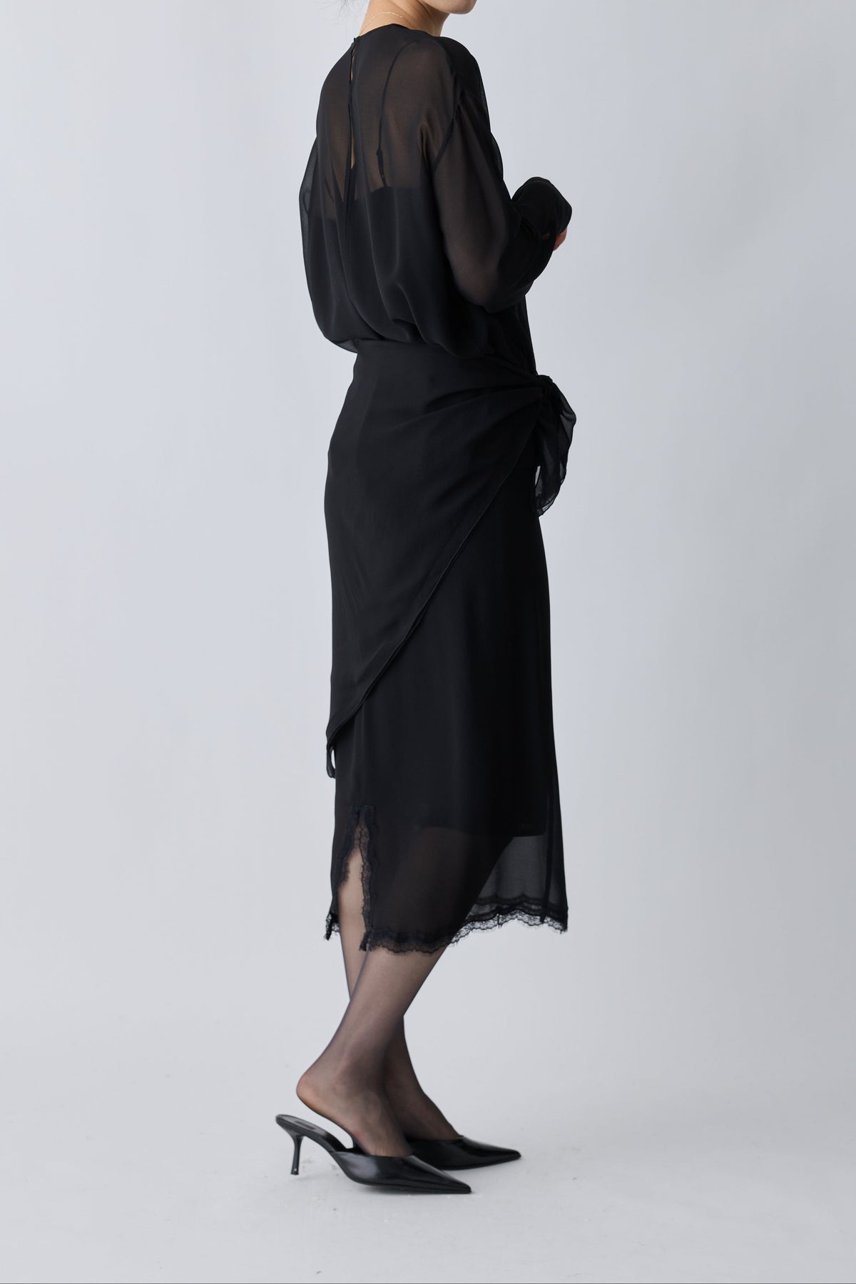 Caroli silk sheer scarf_black