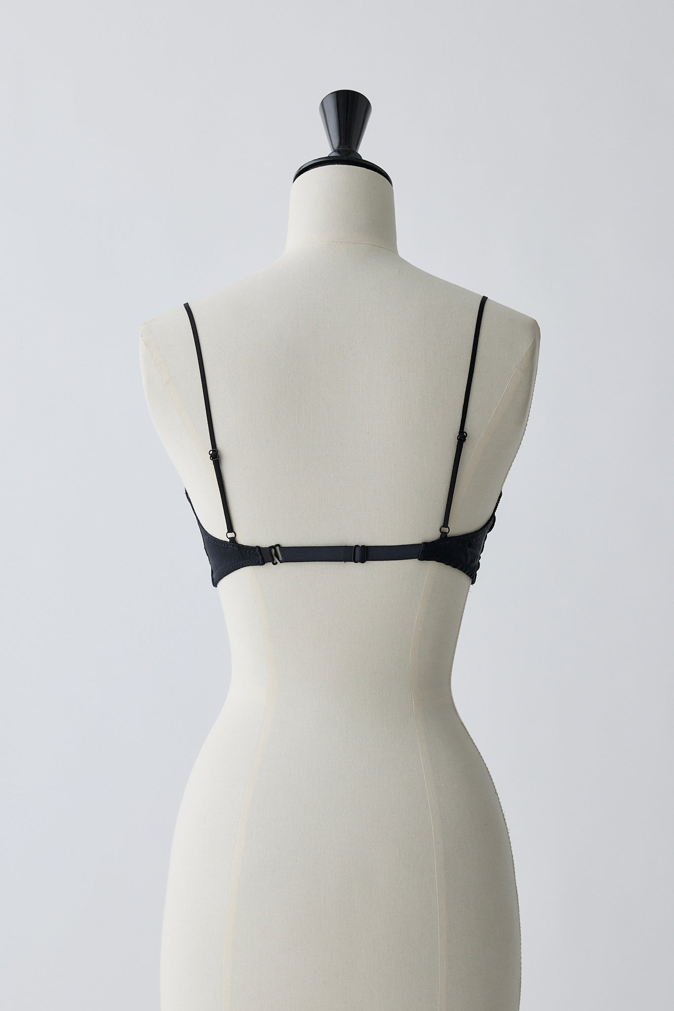 Kaus silk bra_black