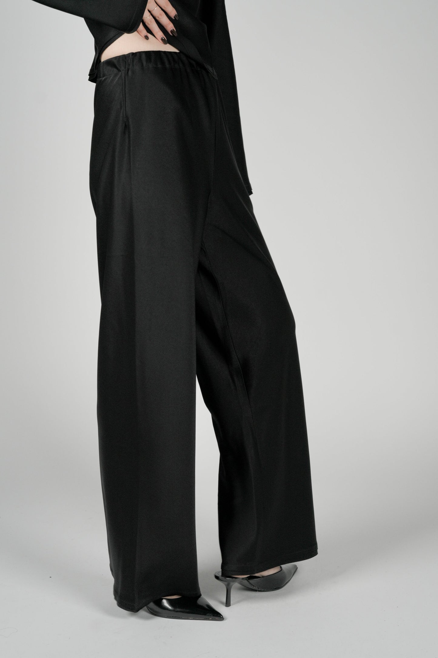 Phekda Reversible Pants_Black