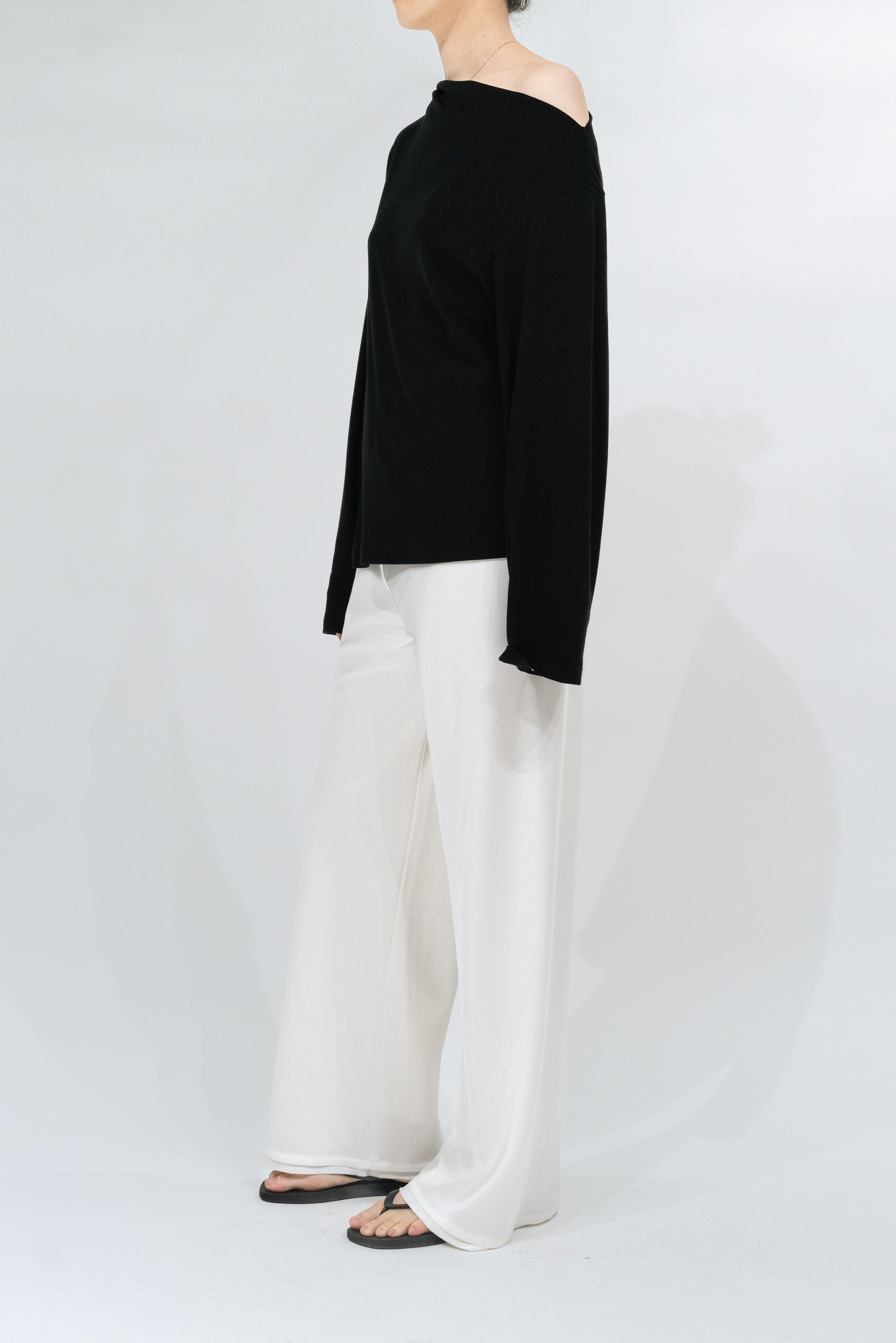 Scheat asymmetry pullover_black