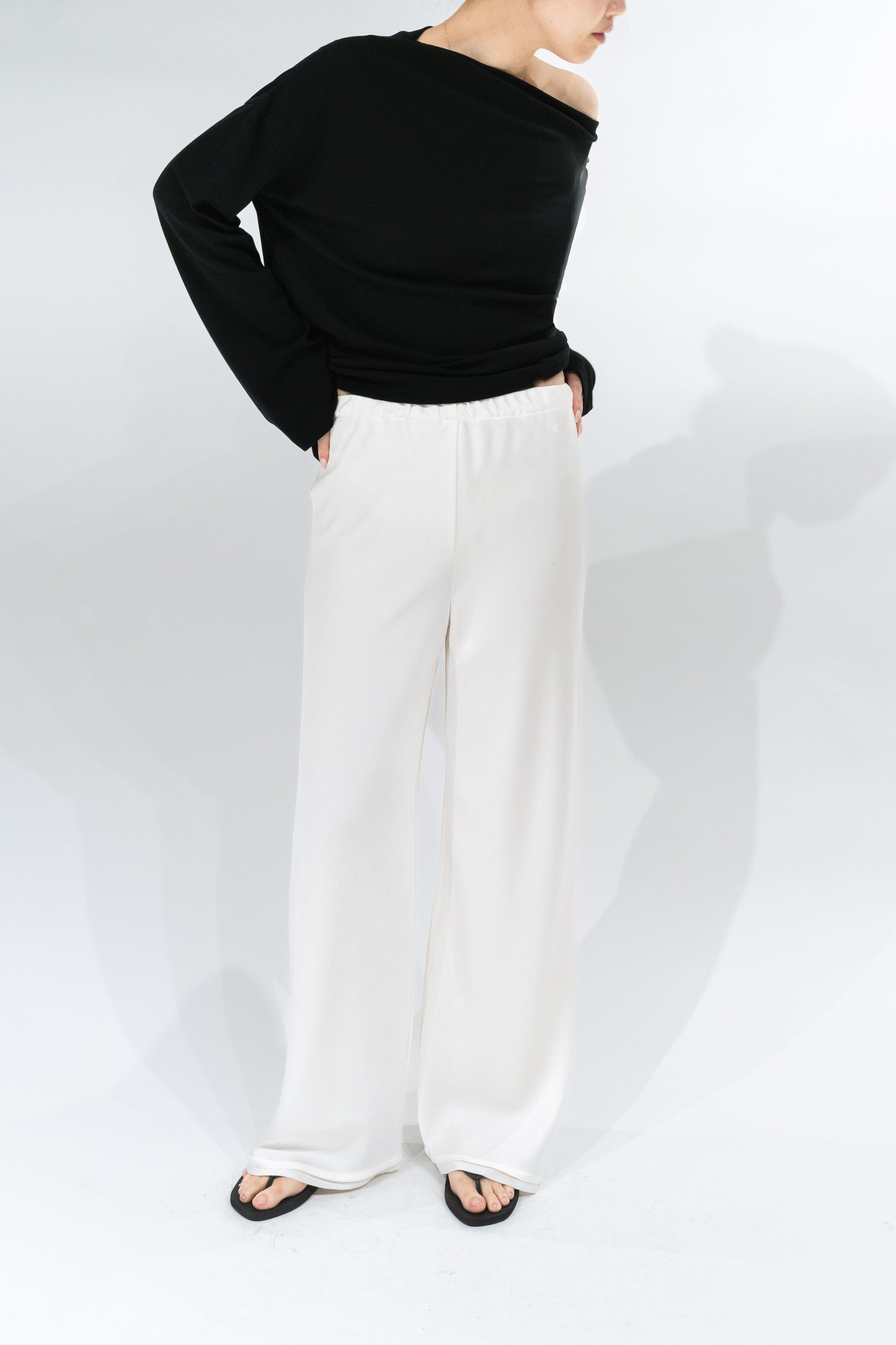Scheat asymmetry pullover_black