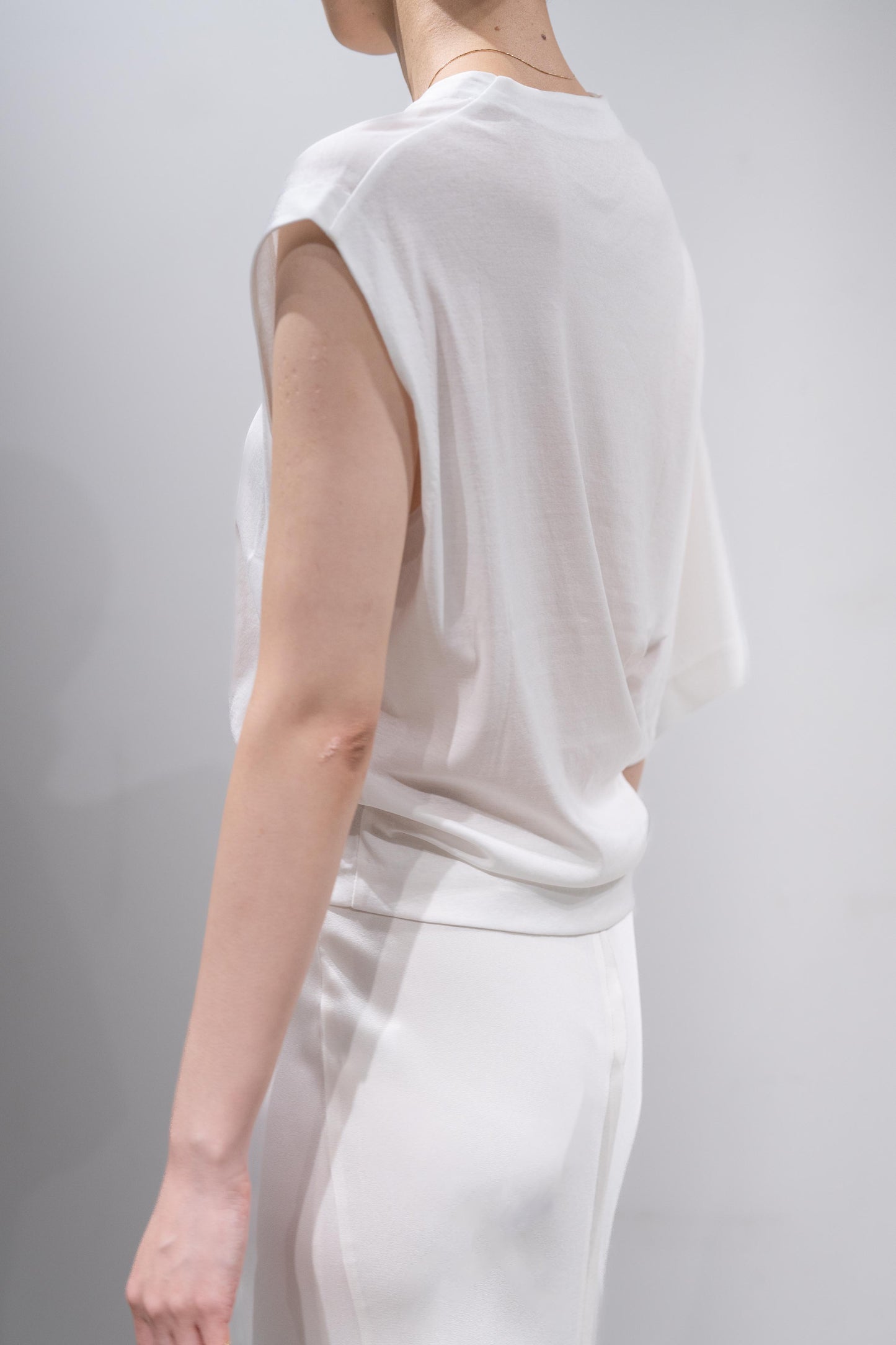 Kiffa Asymmetry Tee_white