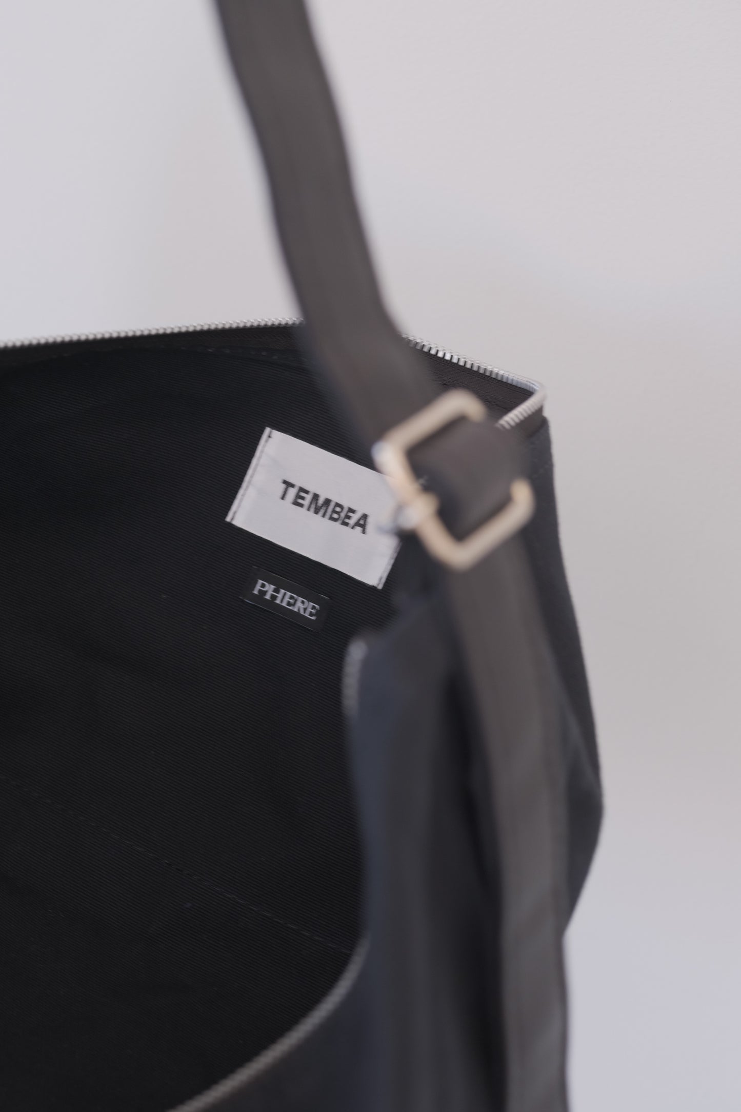 PHERE x TEMBEA BANANA TOTE_Black