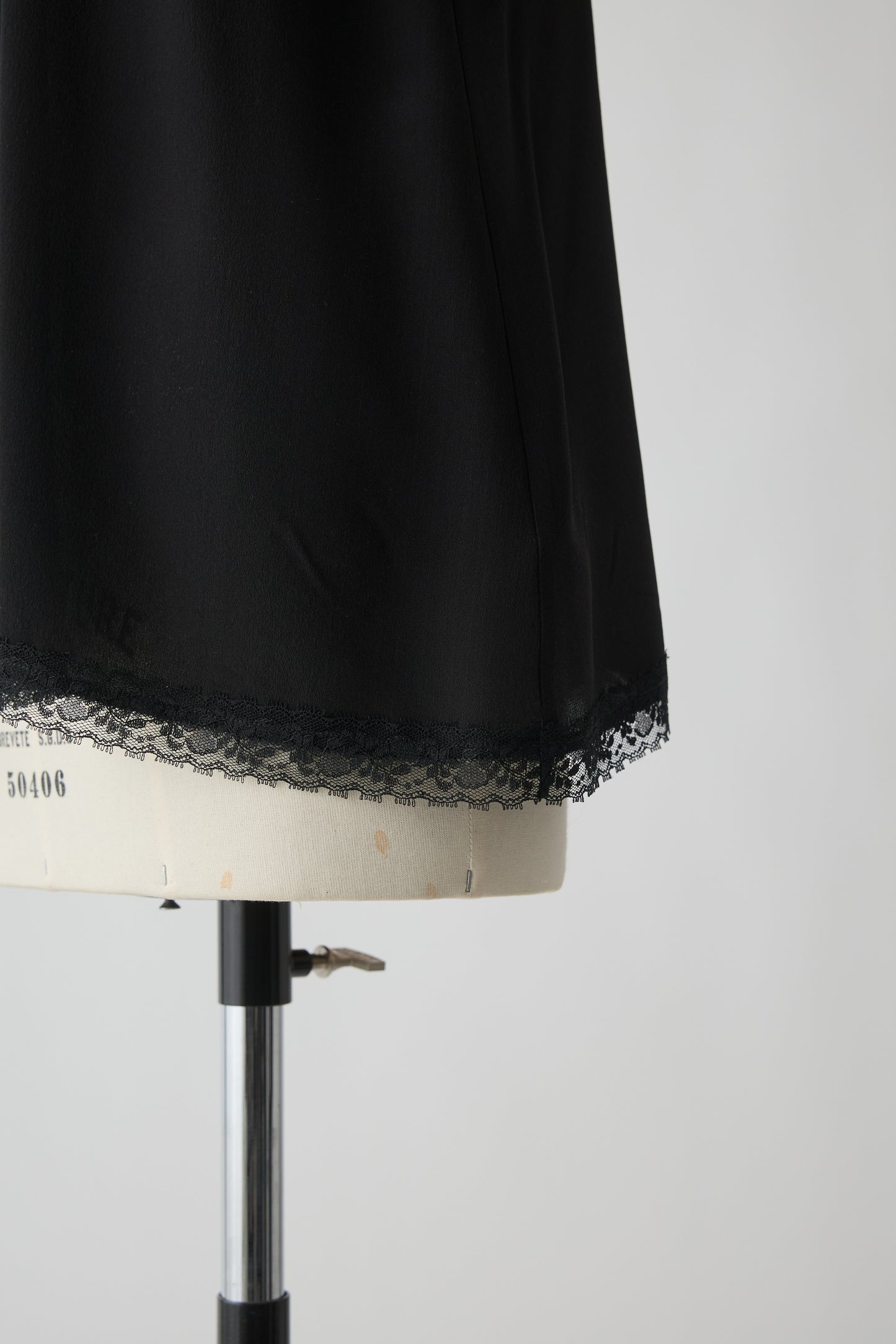 Hydri Silk Lace Top_black