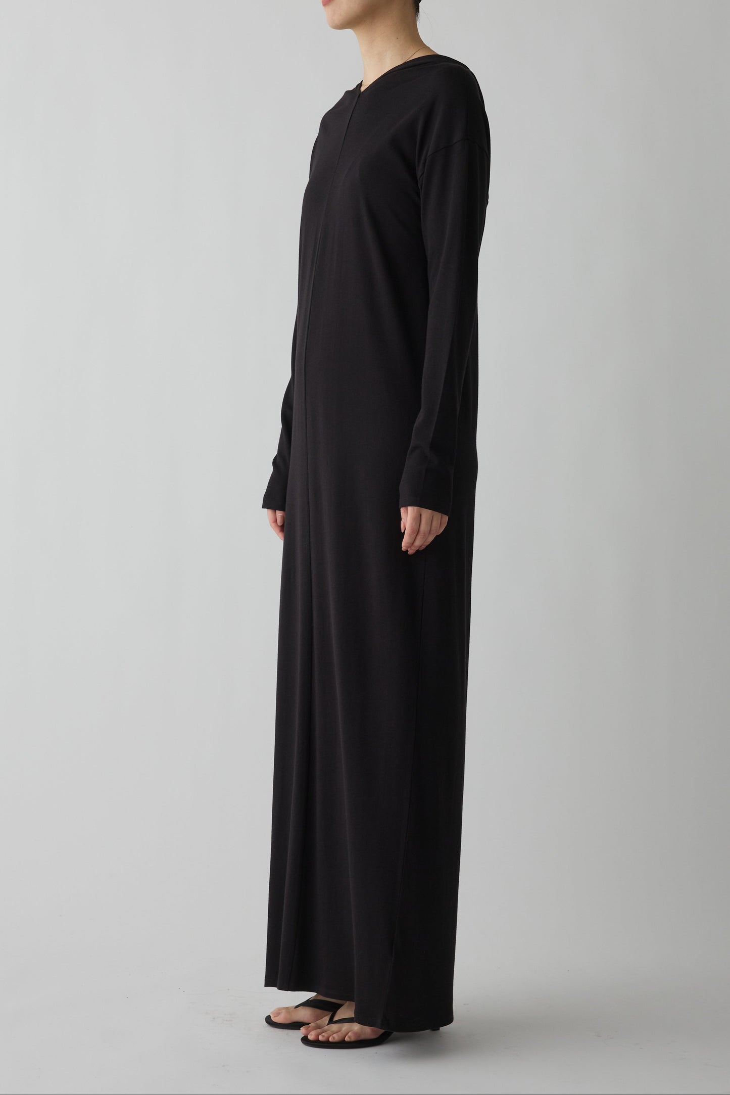 Eridani Draped Hooded dress_black