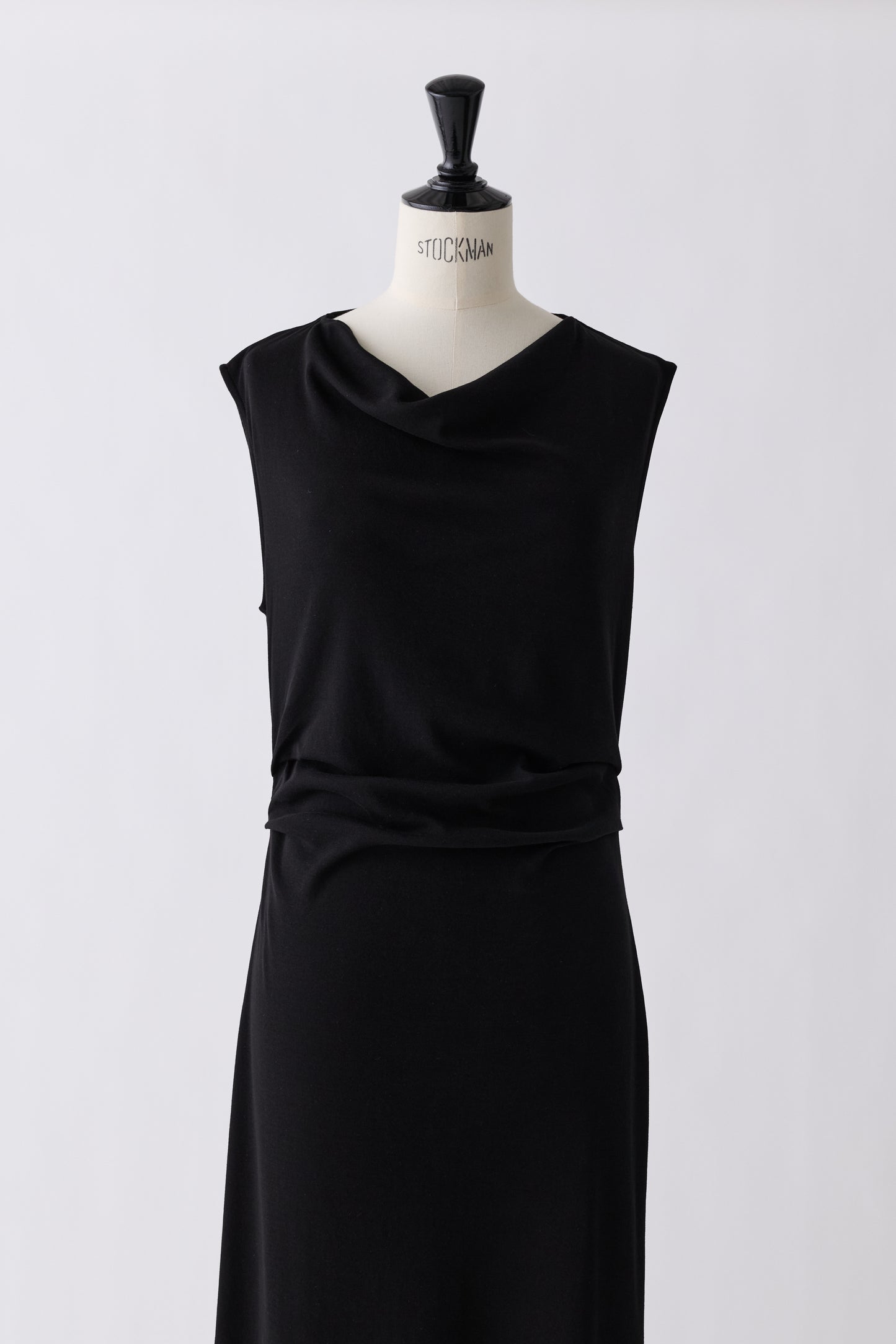 Scheat tuck NS dress