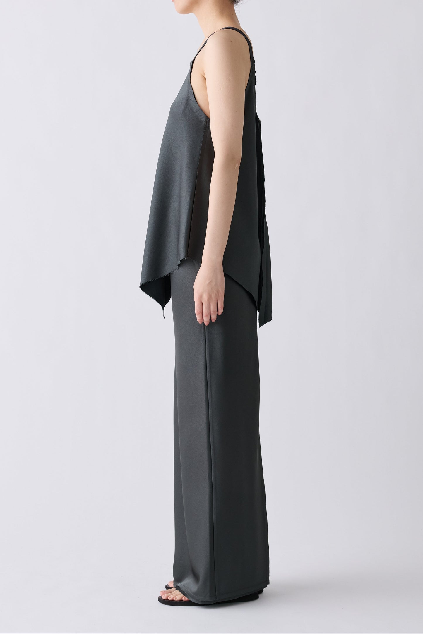 Phekda Narrow Skirt_Gray