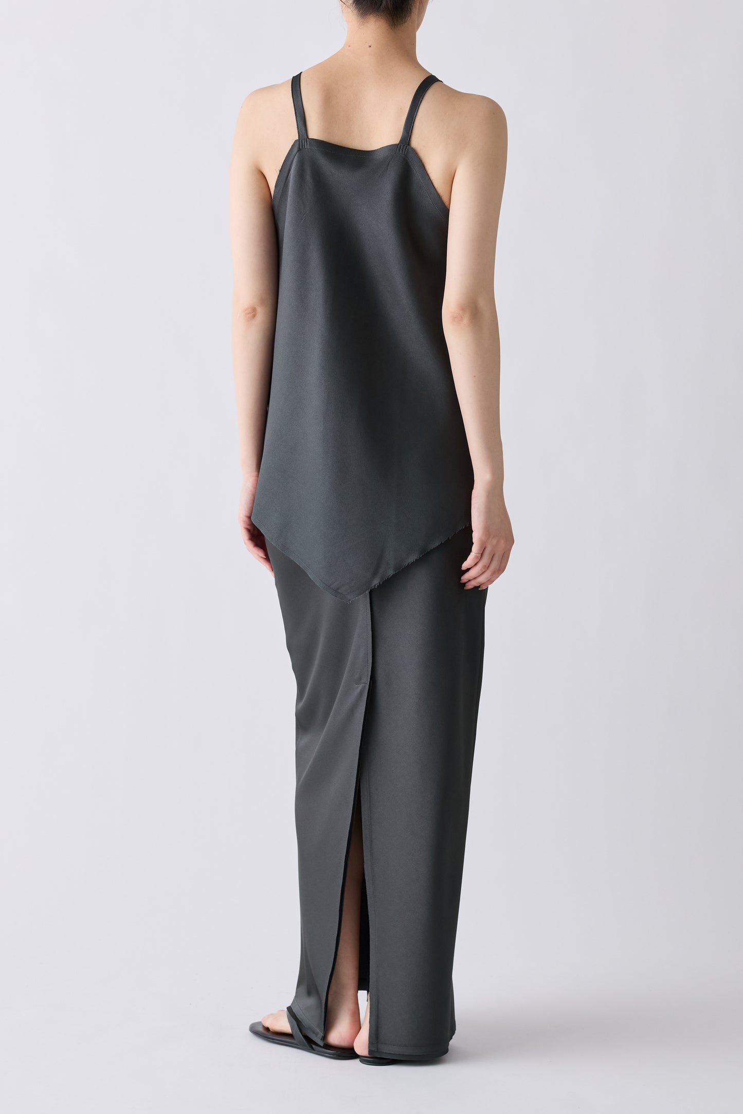 Phekda Narrow Skirt_Gray