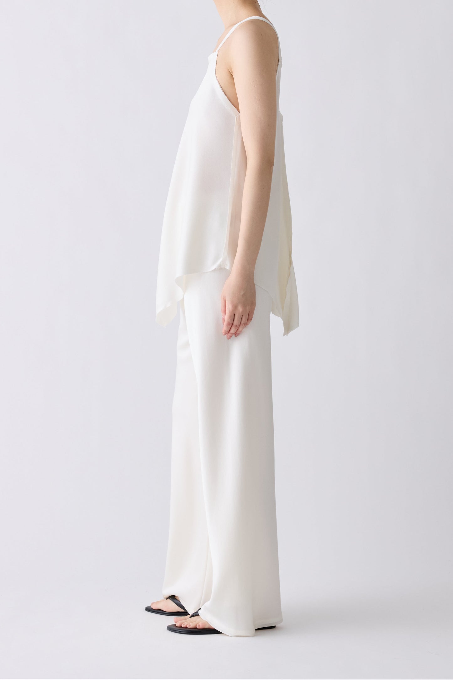 Phekda Pants_white