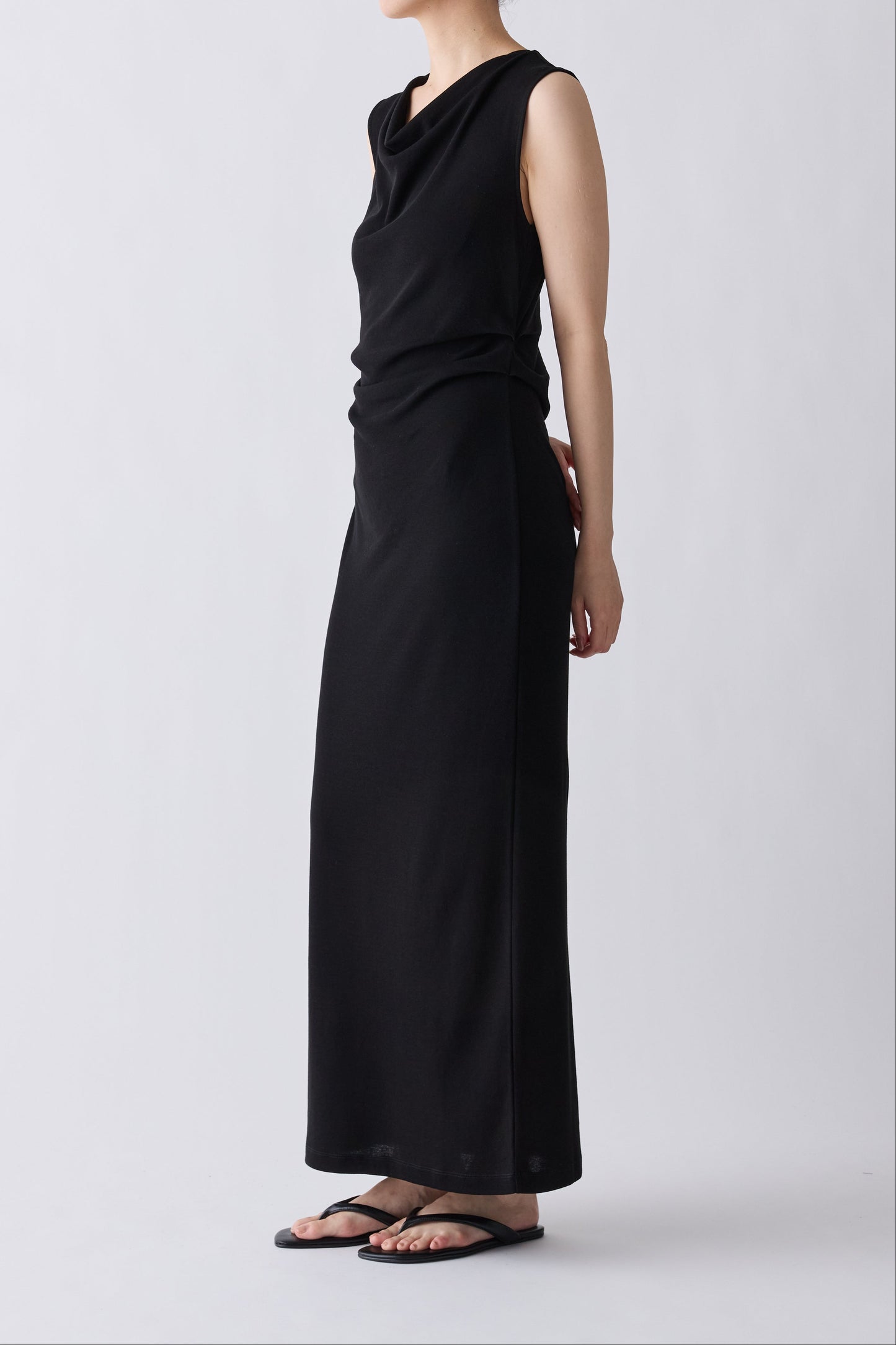 Scheat tuck NS dress