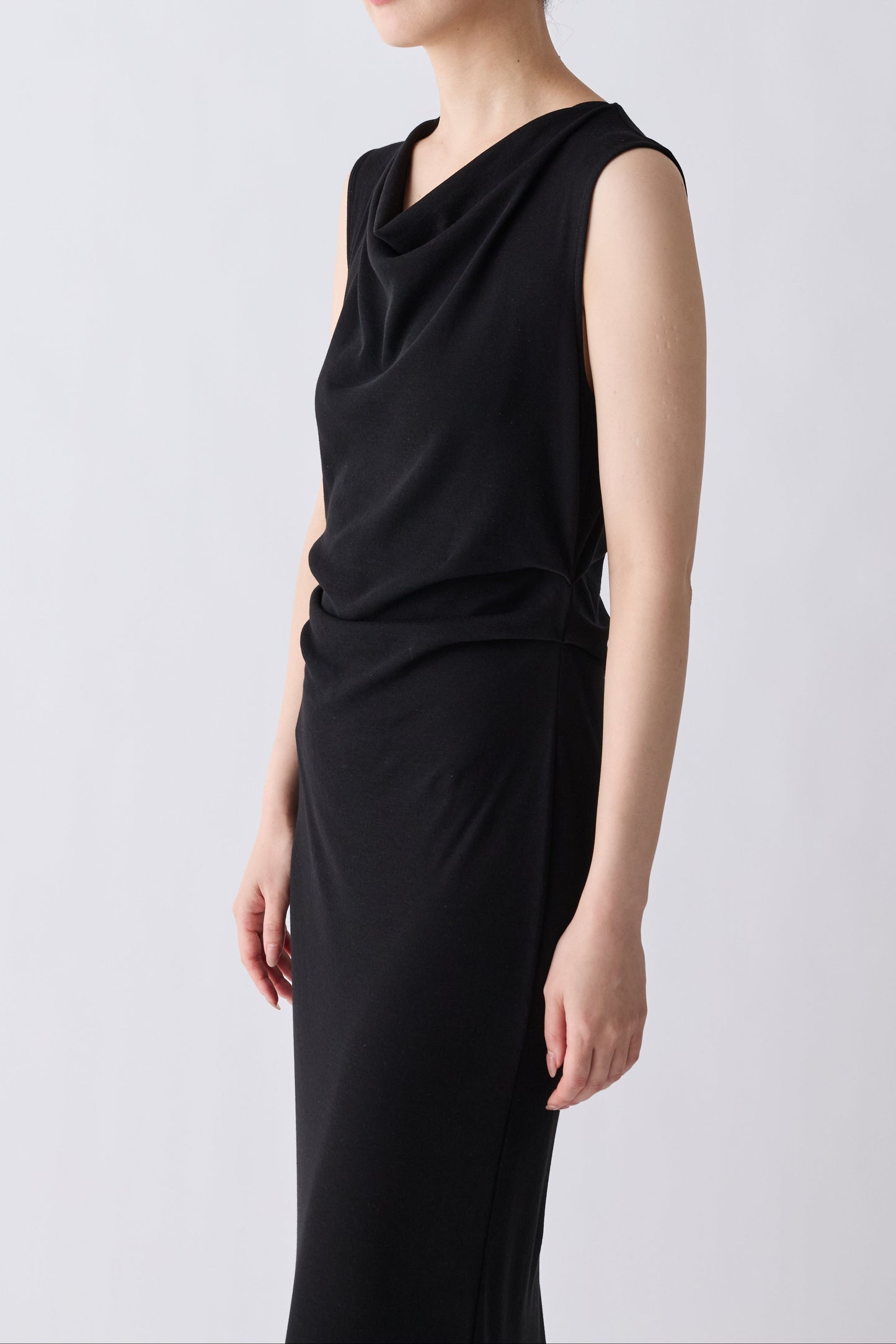 Scheat tuck NS dress