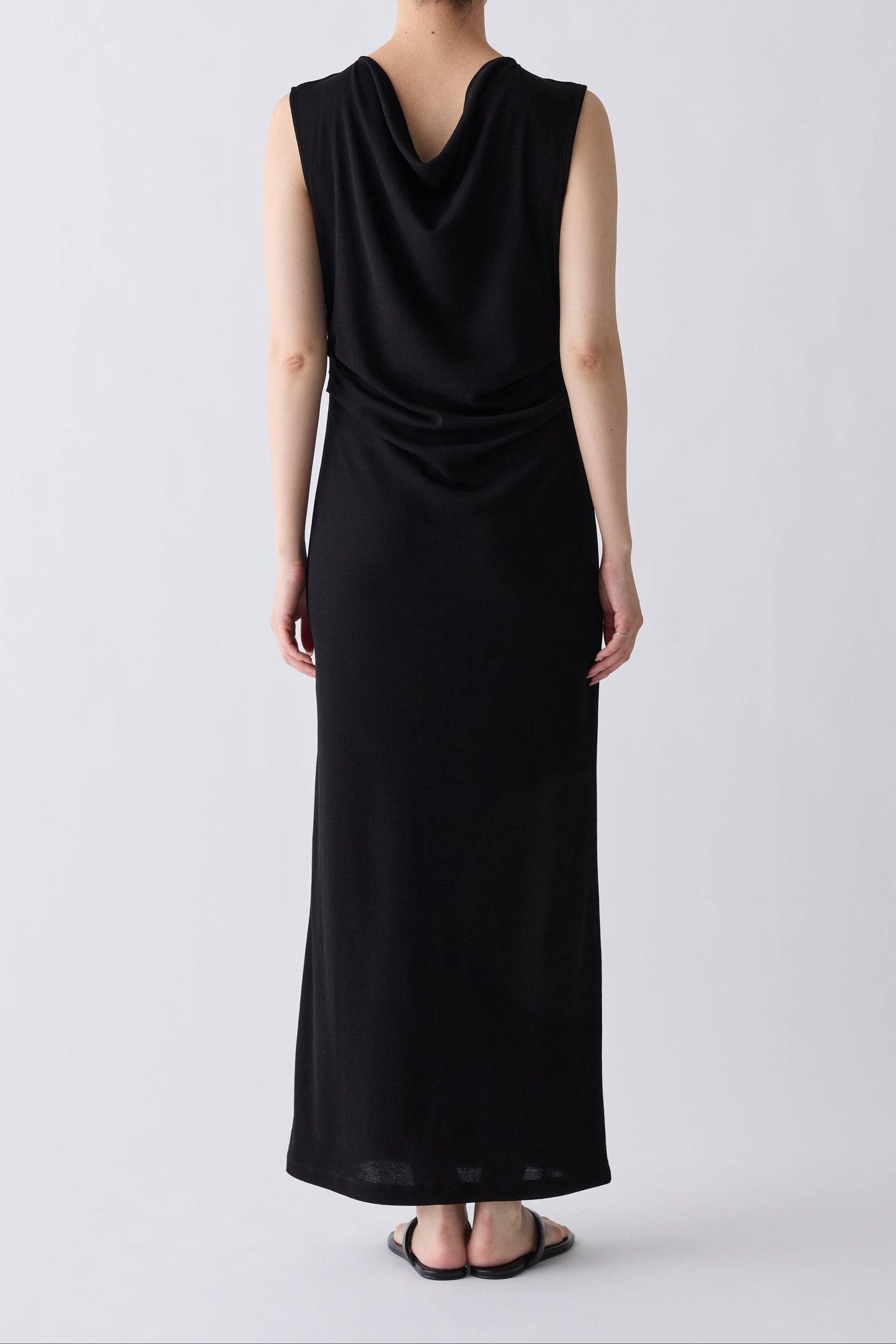 Scheat tuck NS dress