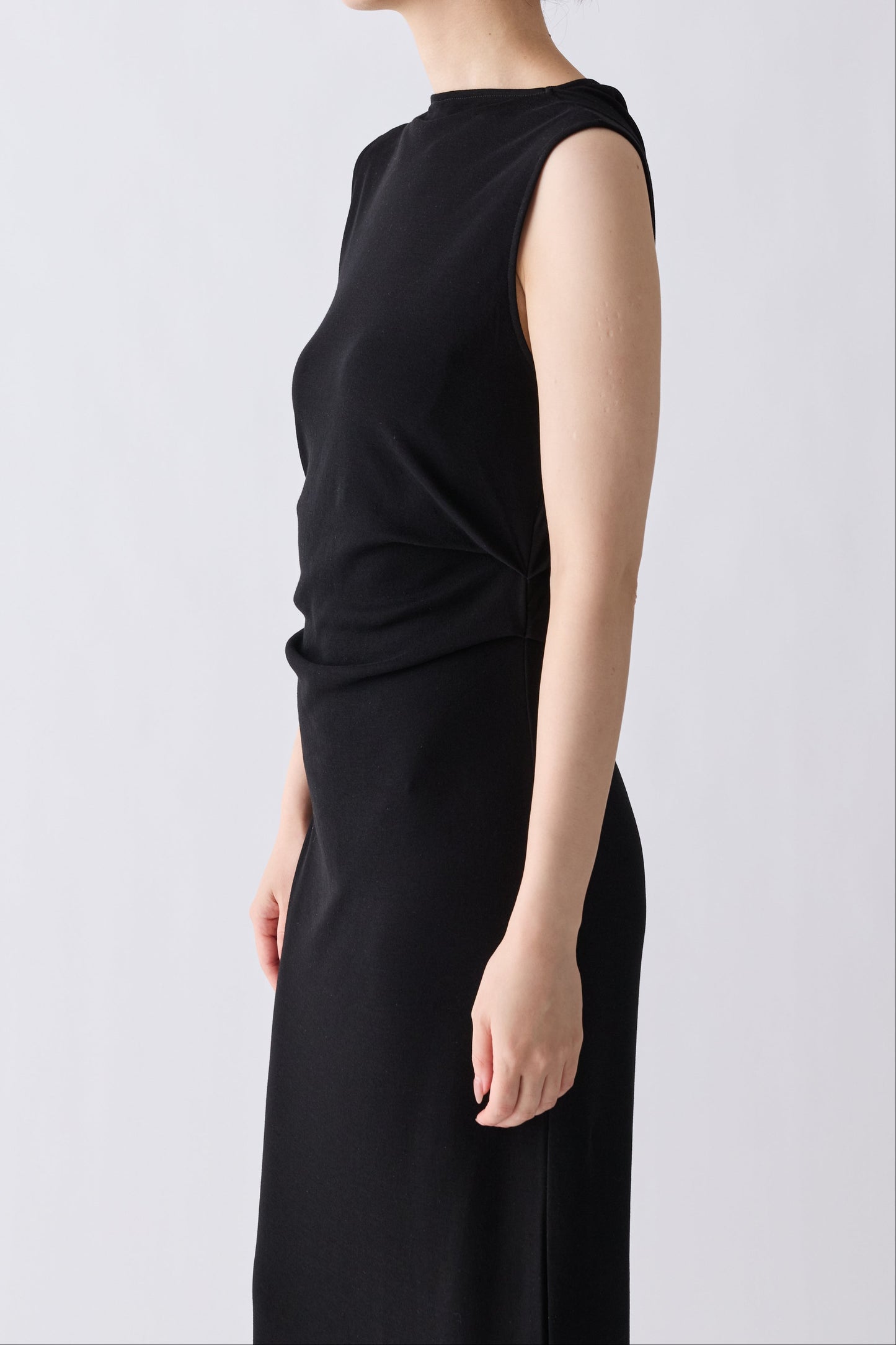 Scheat tuck NS dress