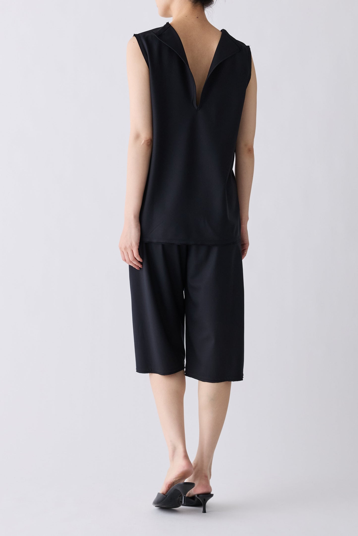 Aquarii 2way tops_black
