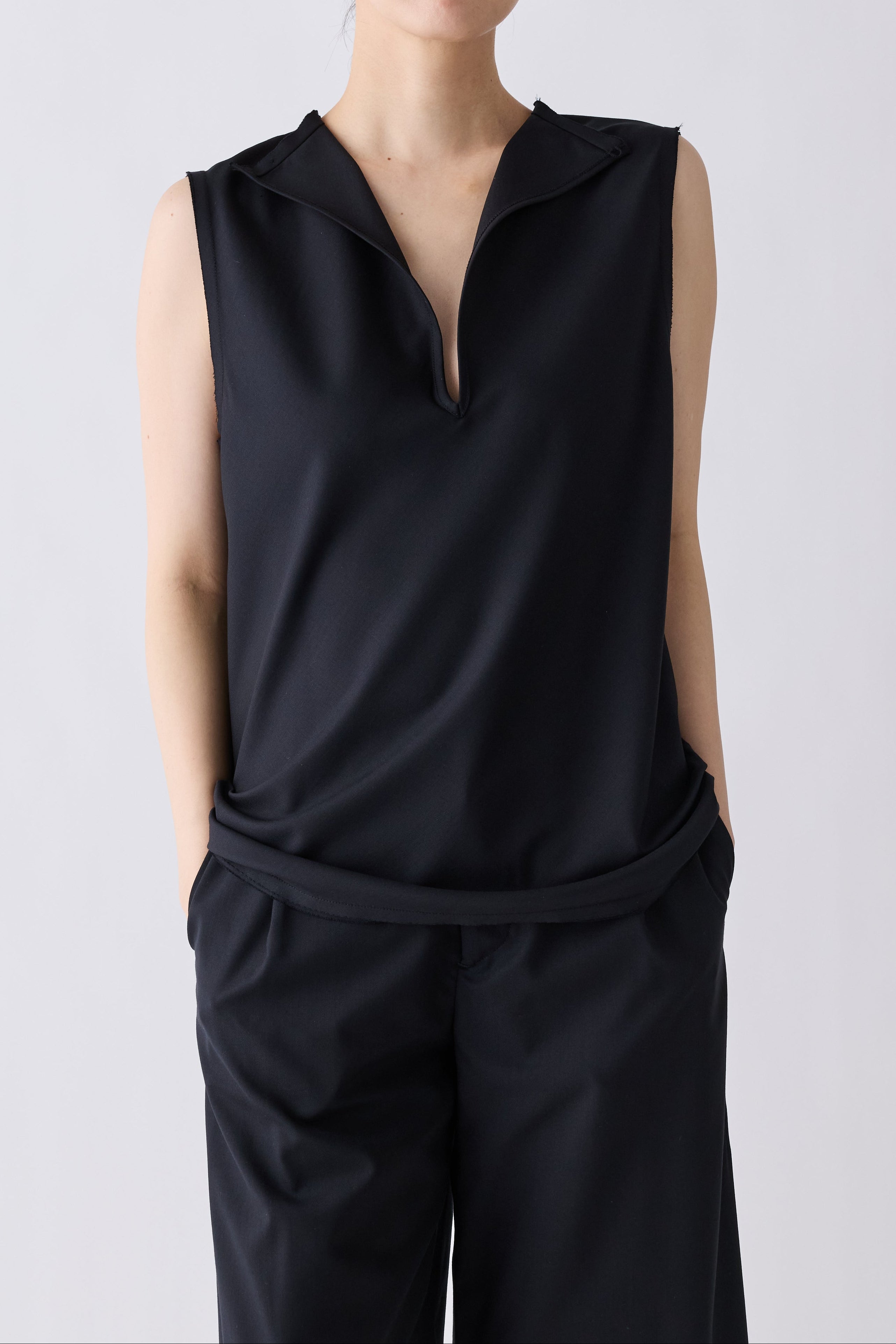 Aquarii 2way tops_black – PHERE