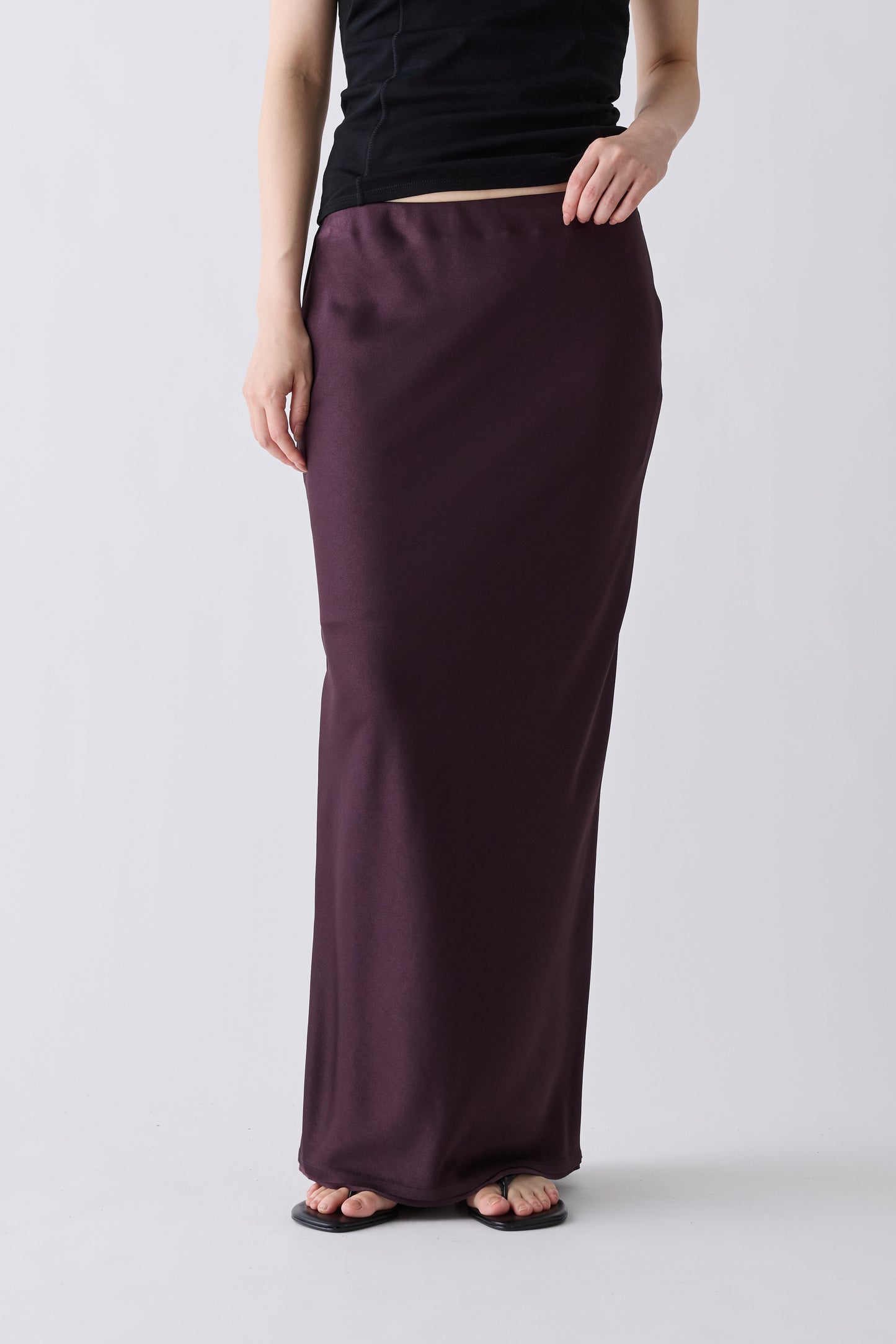Phekda Narrow Skirt_brown