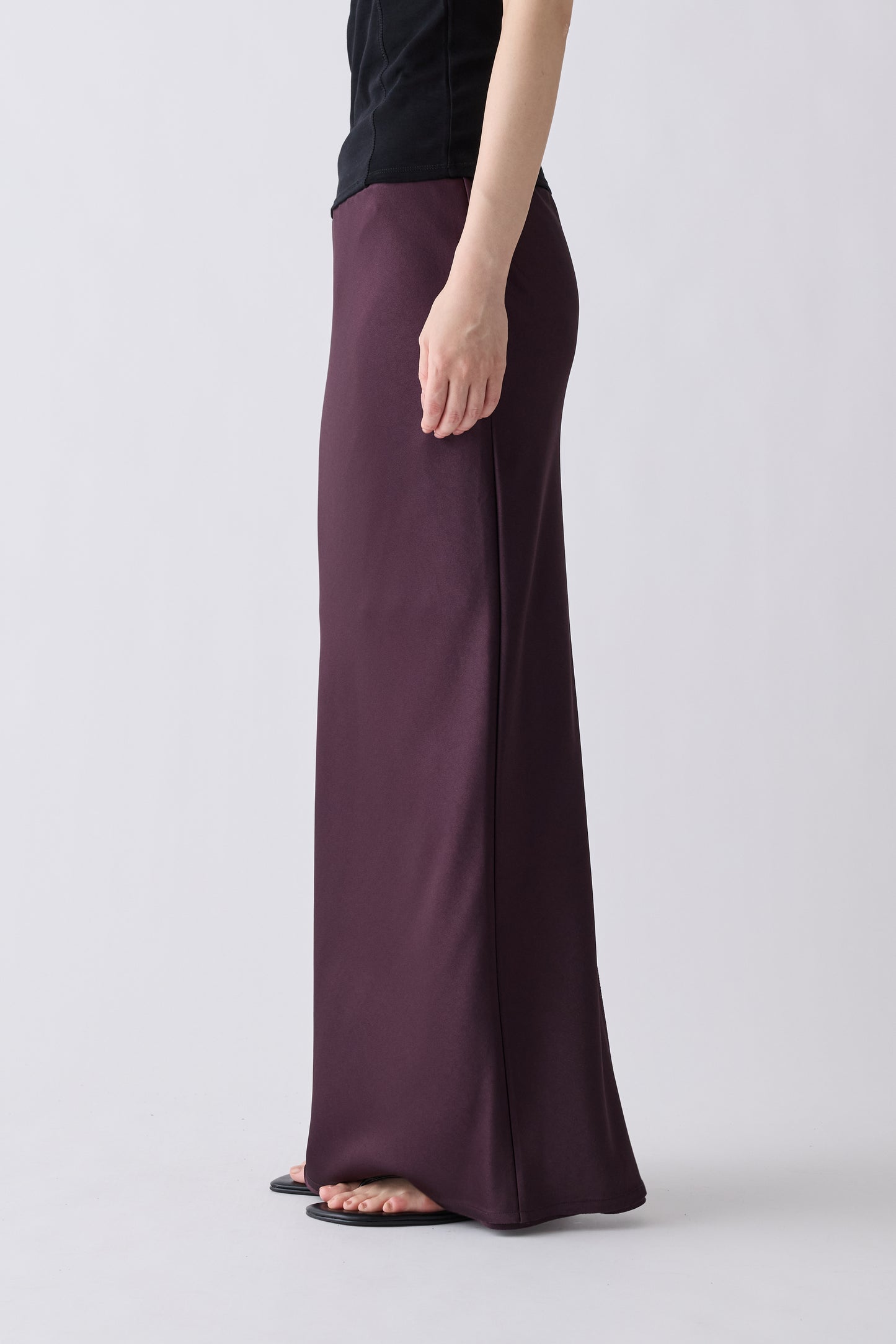 Phekda Narrow Skirt_brown