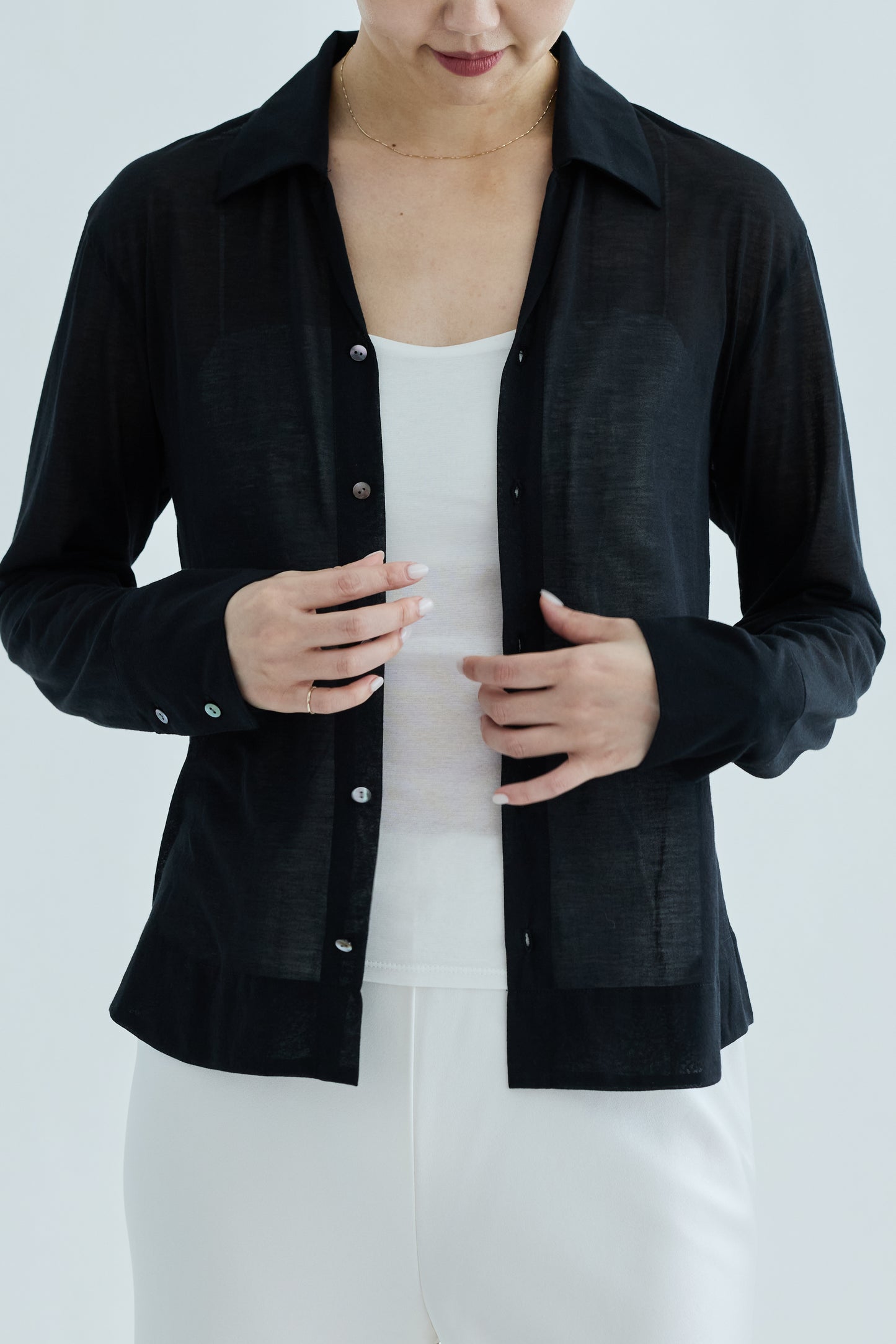 Naos compact sheer shirt_black