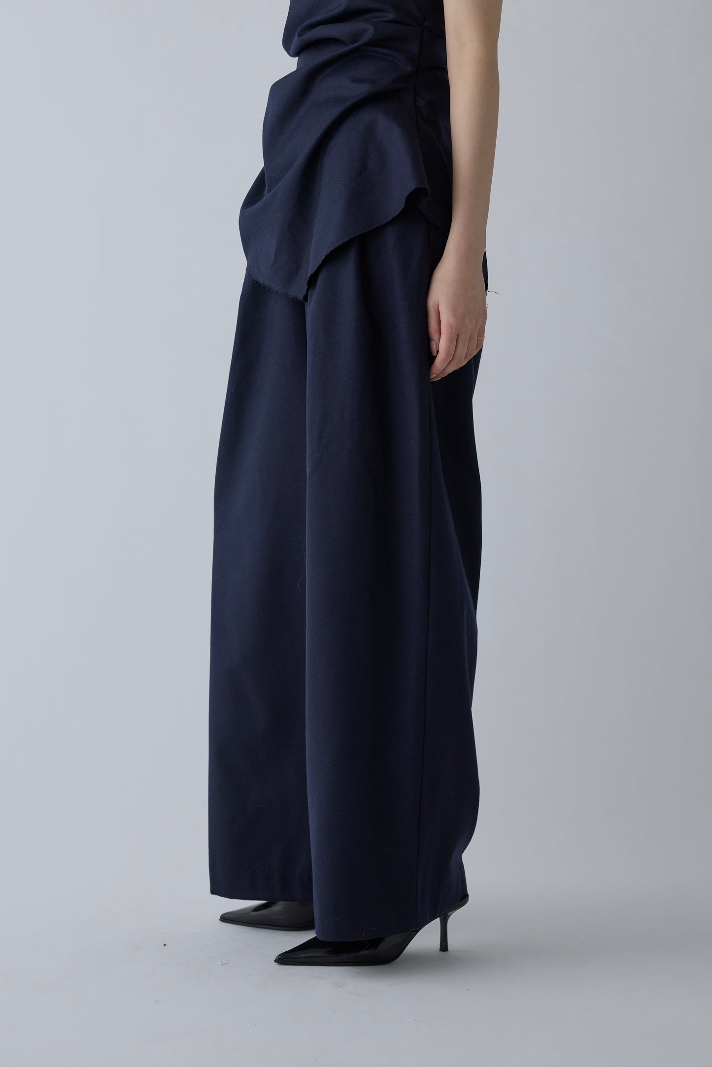 Alula tuck wide Pants _ navy