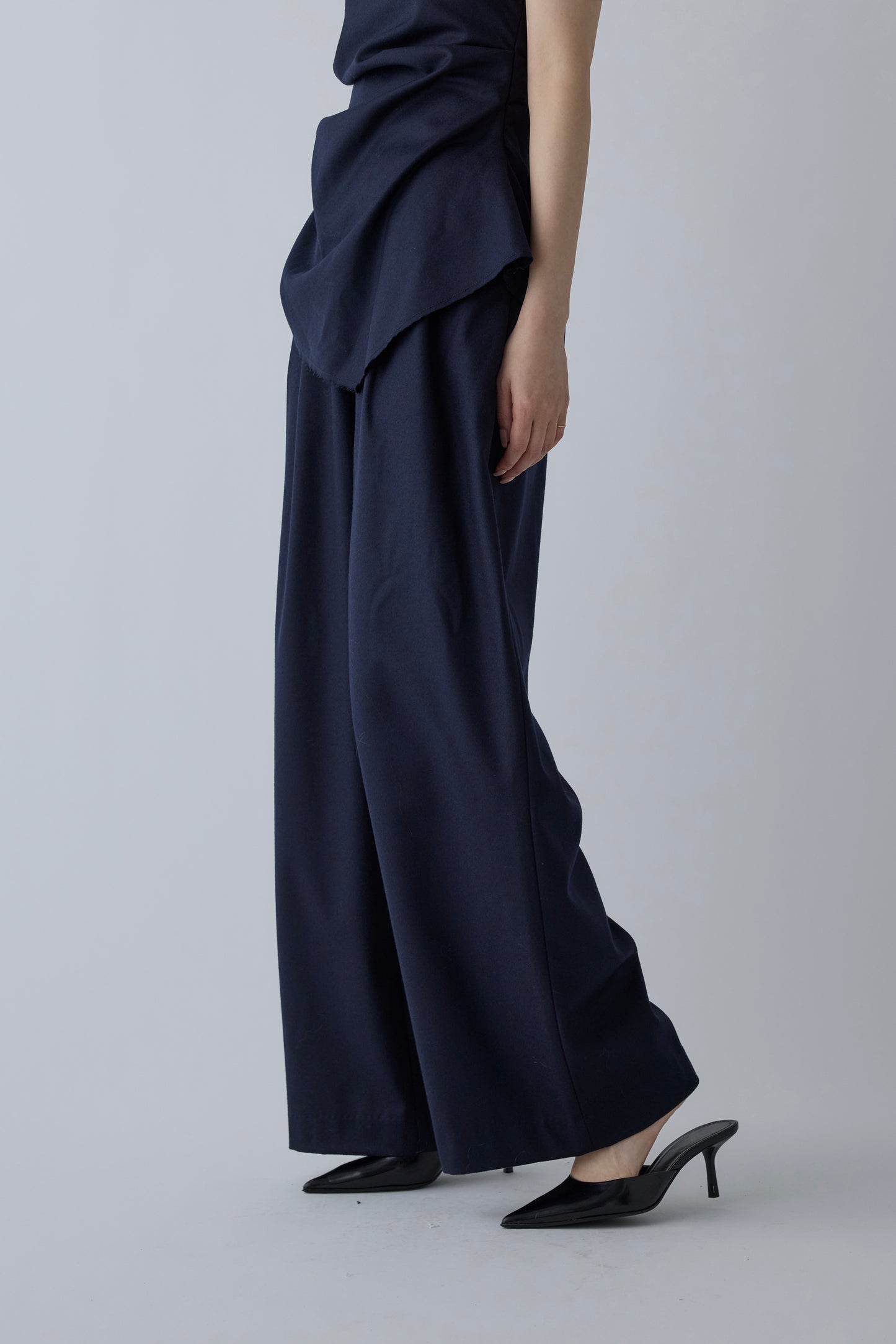 Alula tuck wide Pants _ navy