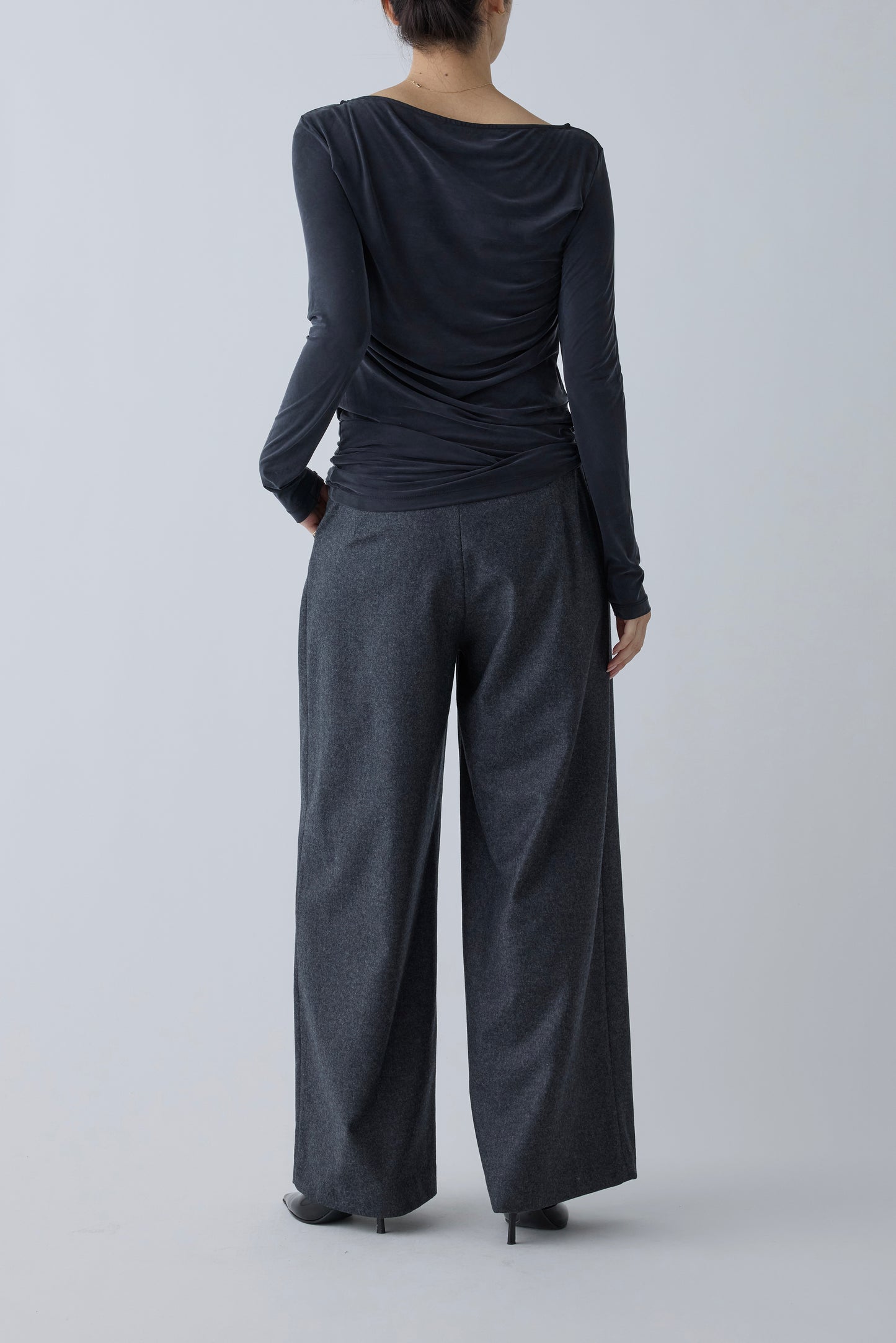 Alula tuck wide Pants _ gray