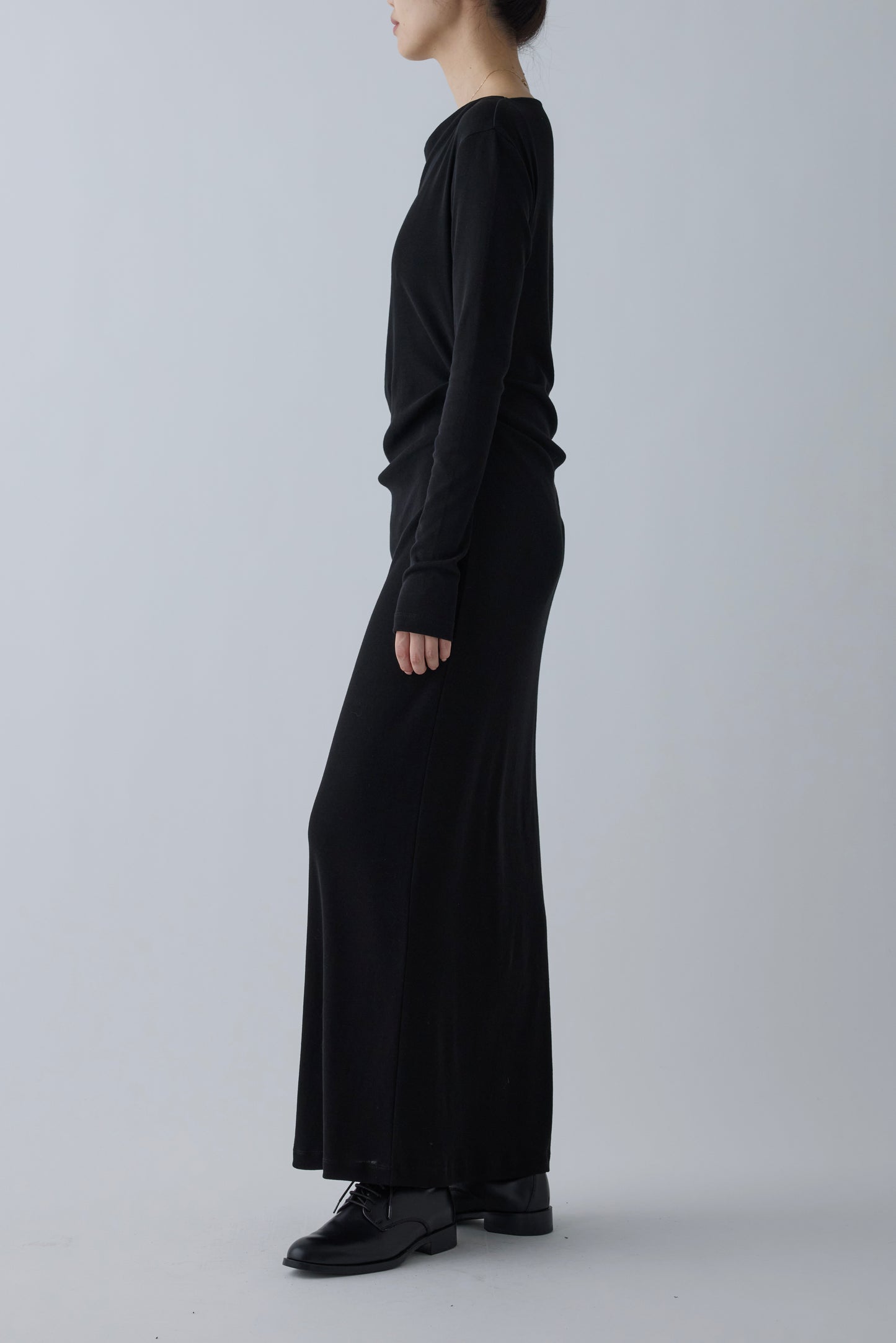Scheat tuck dress_Black
