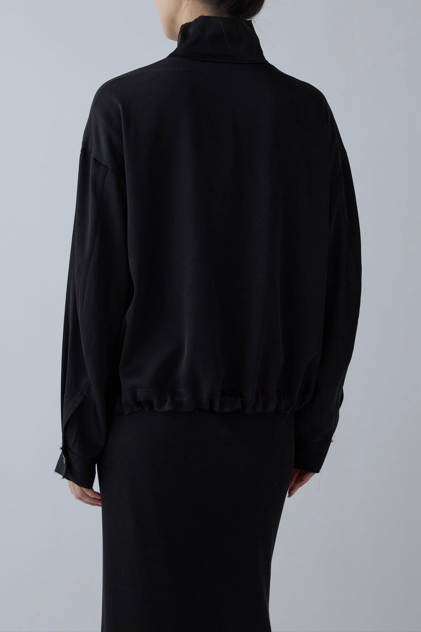 Phekda satin blouson_Black