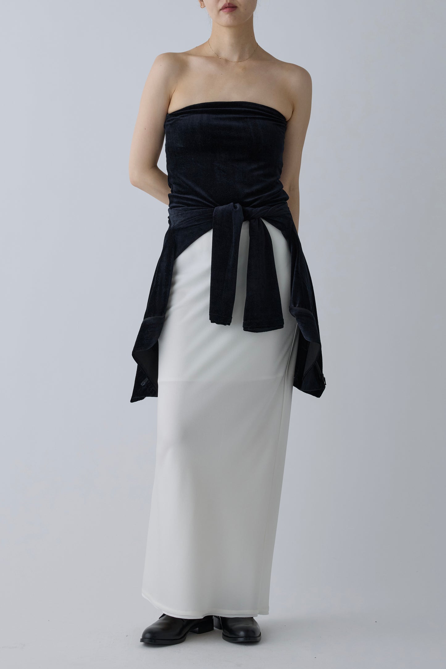 Menkent bare tops_Black