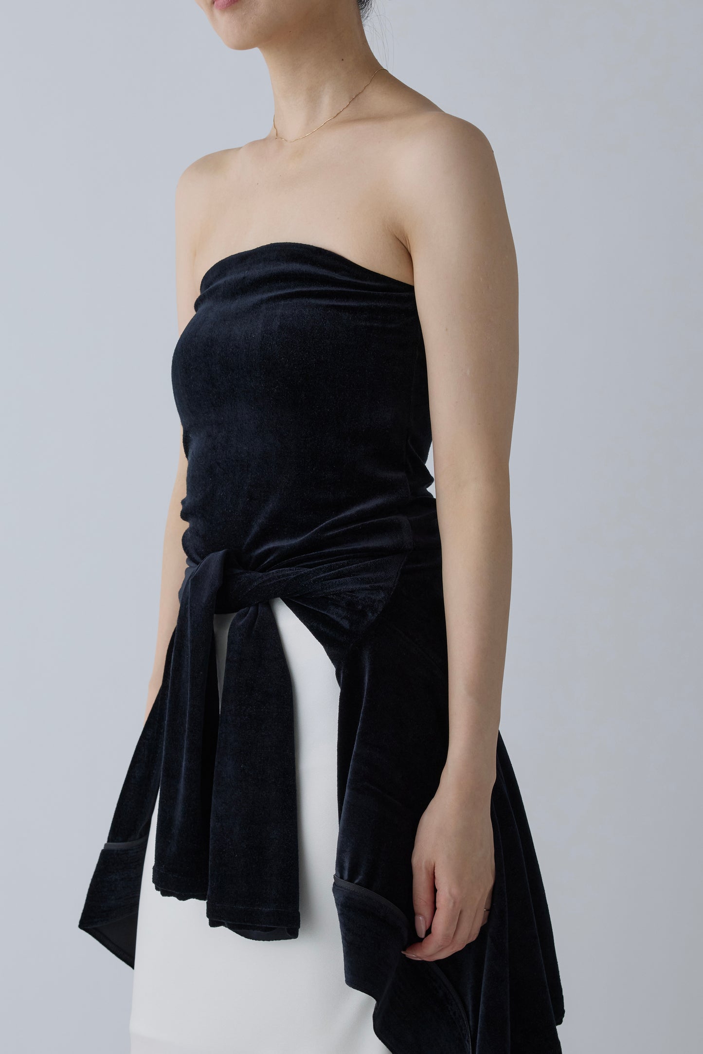Menkent bare tops_Black