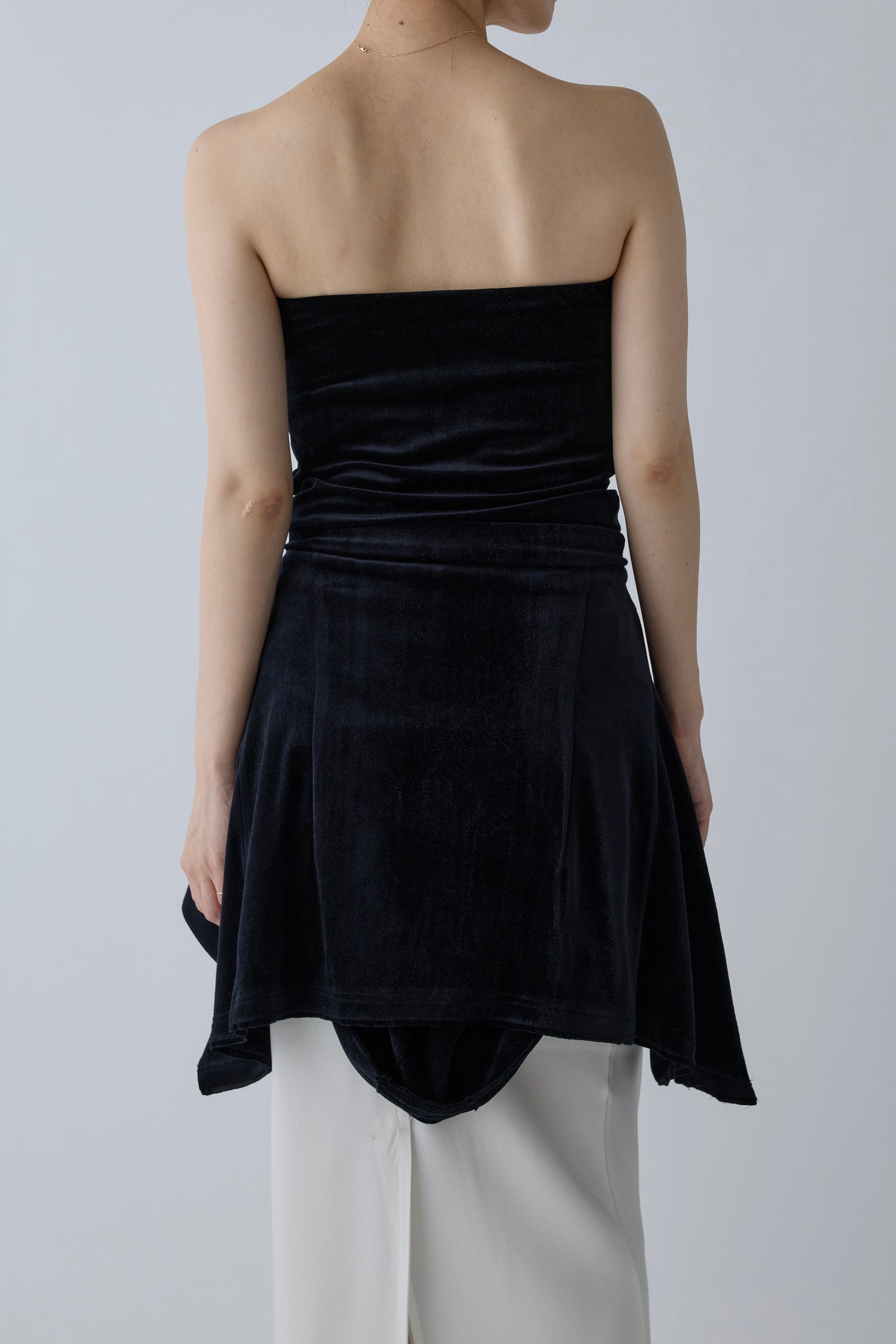Menkent bare tops_Black