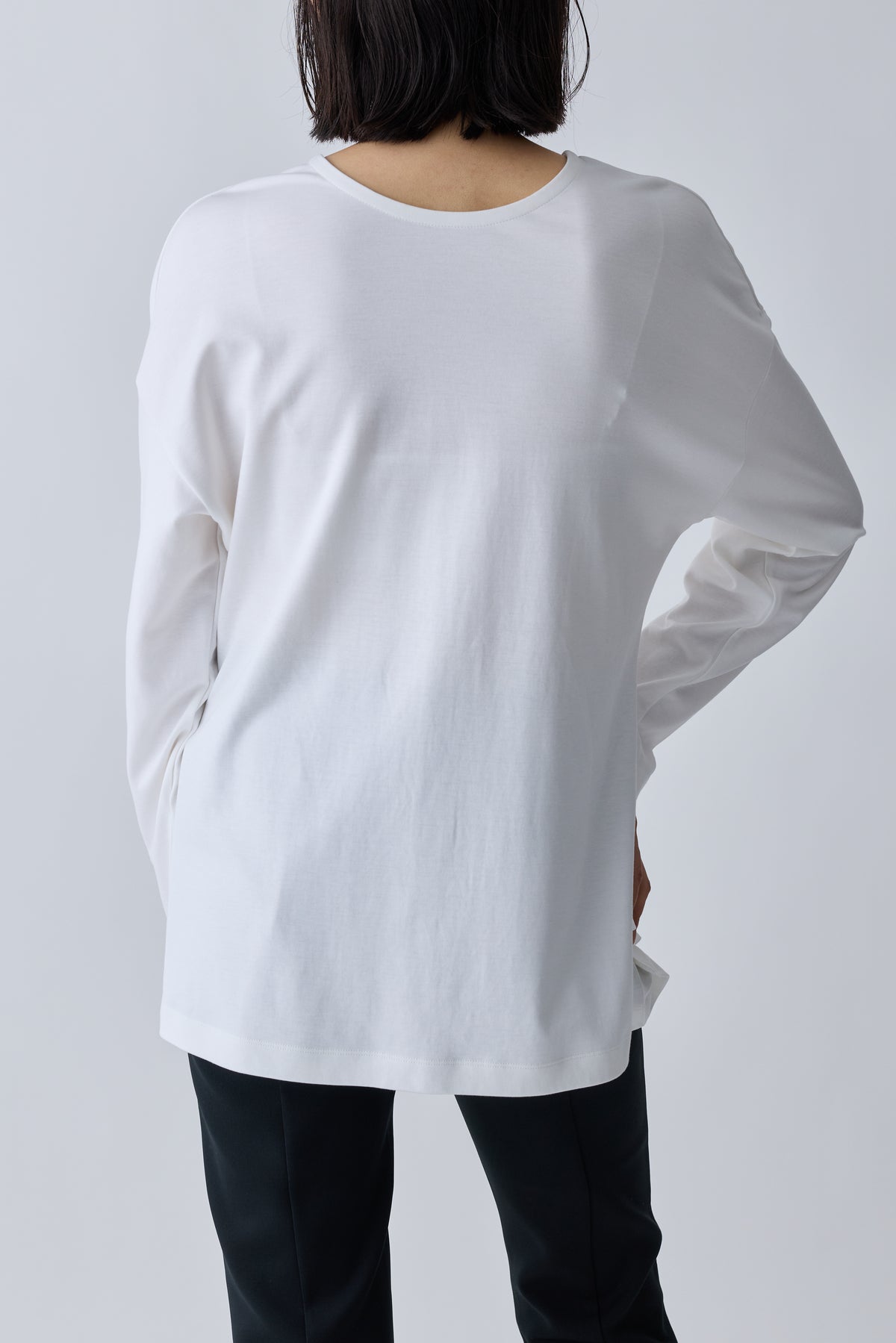 Nekkar 2way L/S tee_white