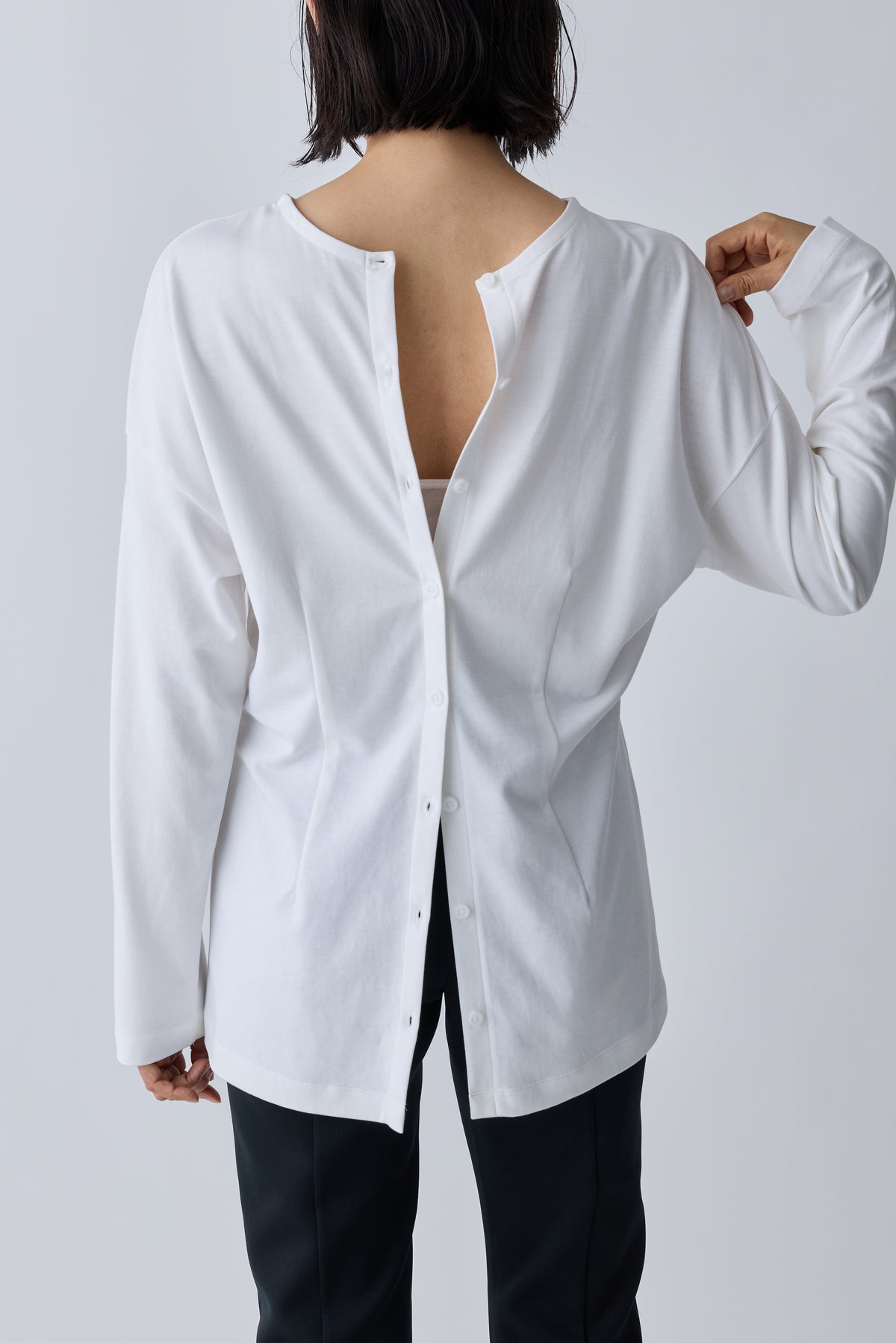 Nekkar 2way L/S tee_white