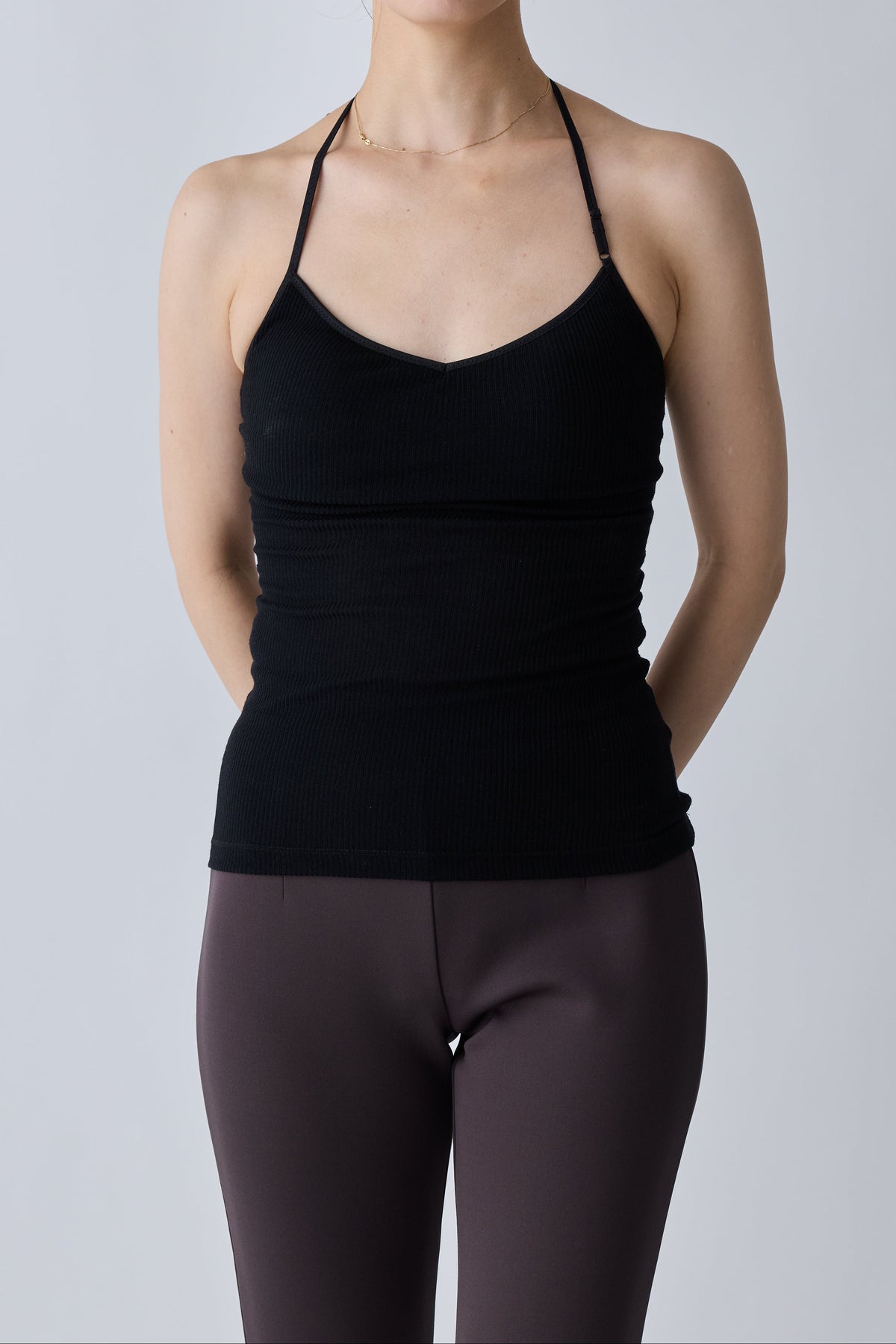 Nekkar rib halter tops_black