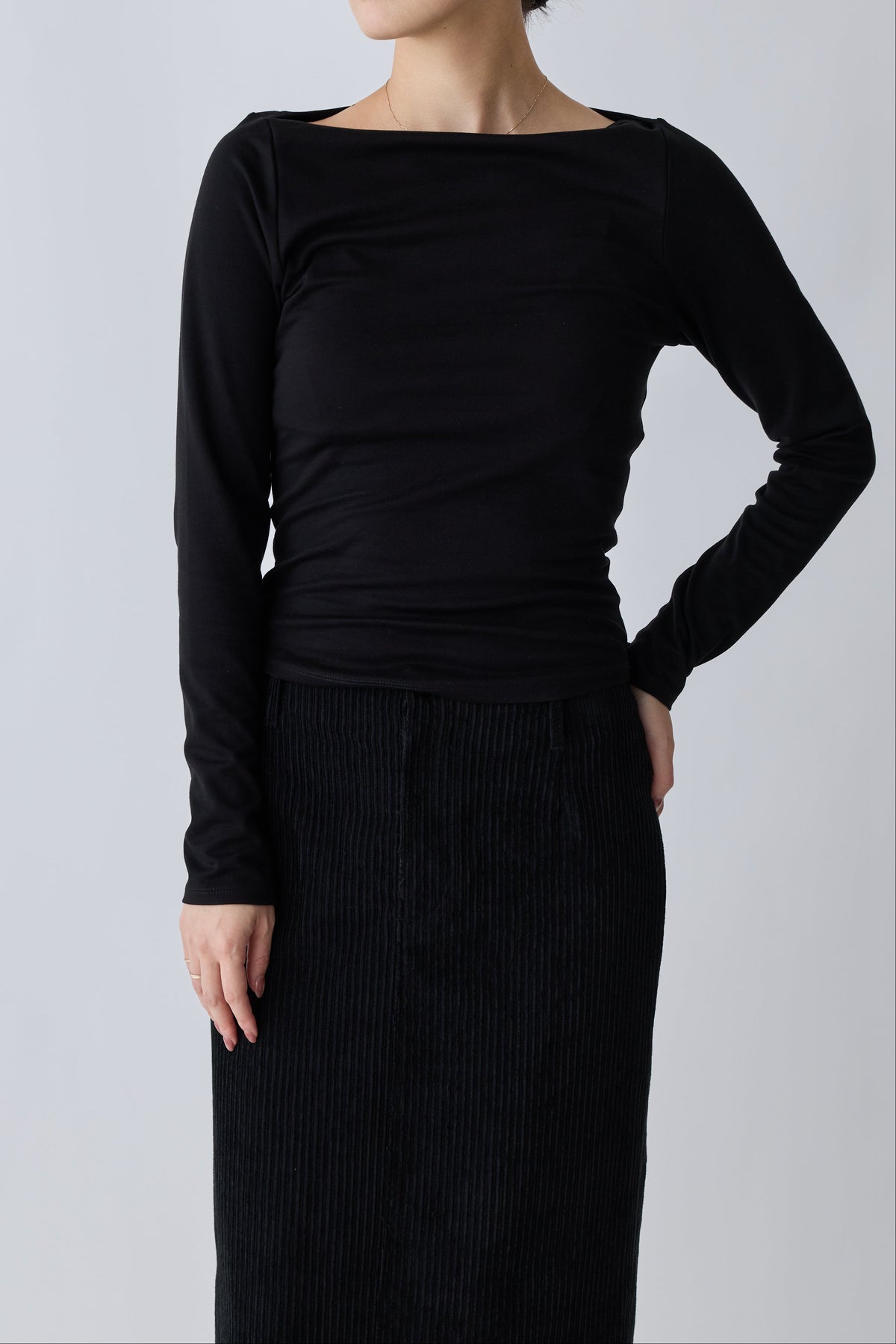 Nekkar boat neck L/S tee_black