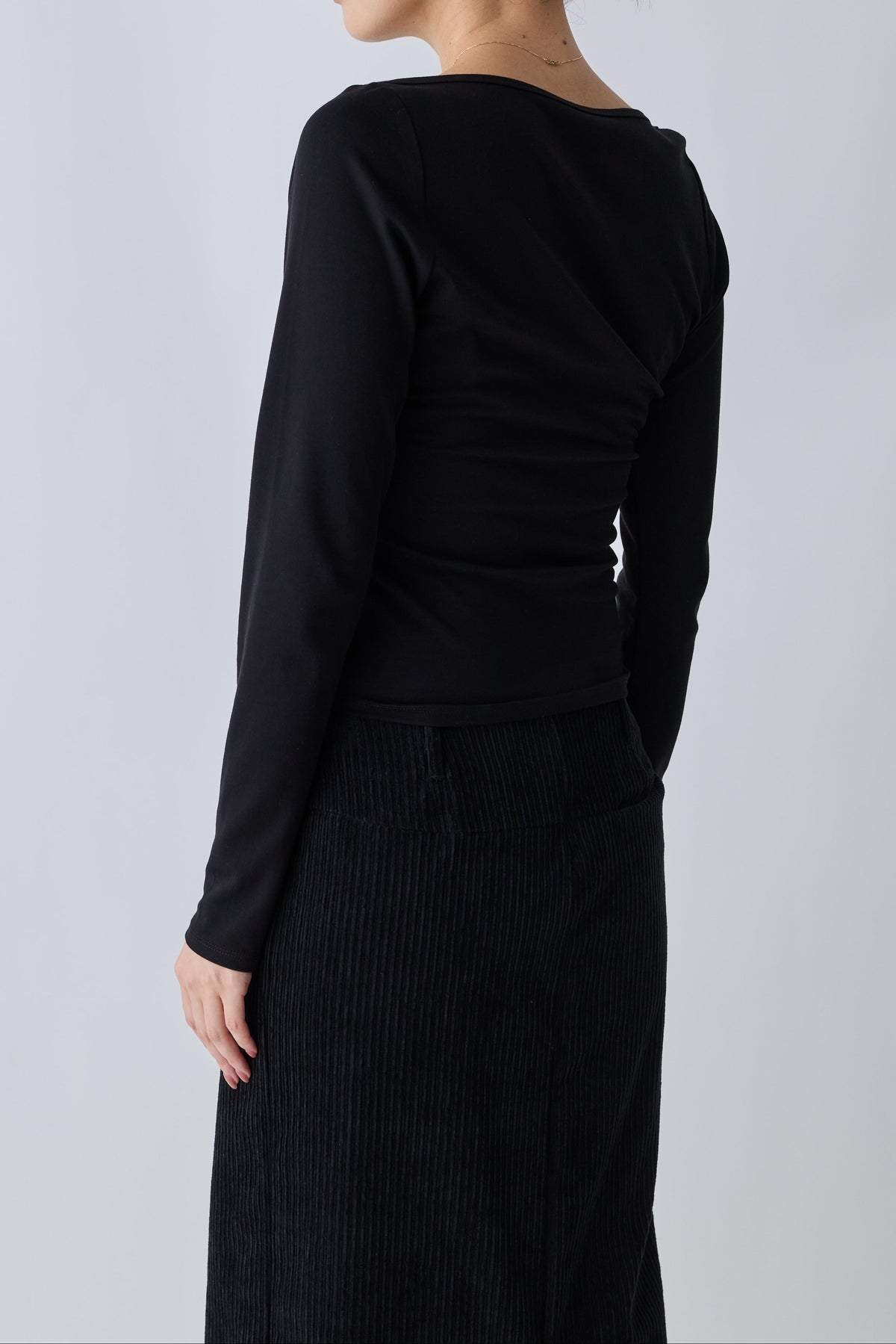 Nekkar boat neck L/S tee_black