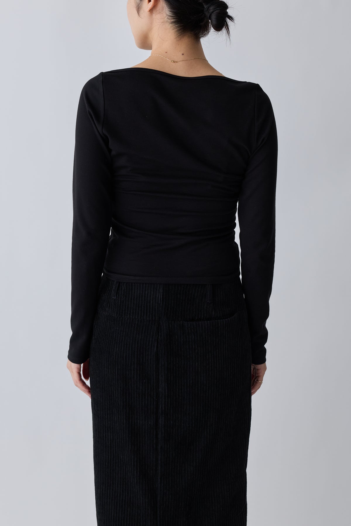 Nekkar boat neck L/S tee_black