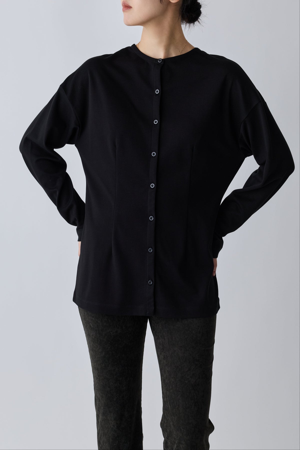 Nekkar 2way L/S tee_black