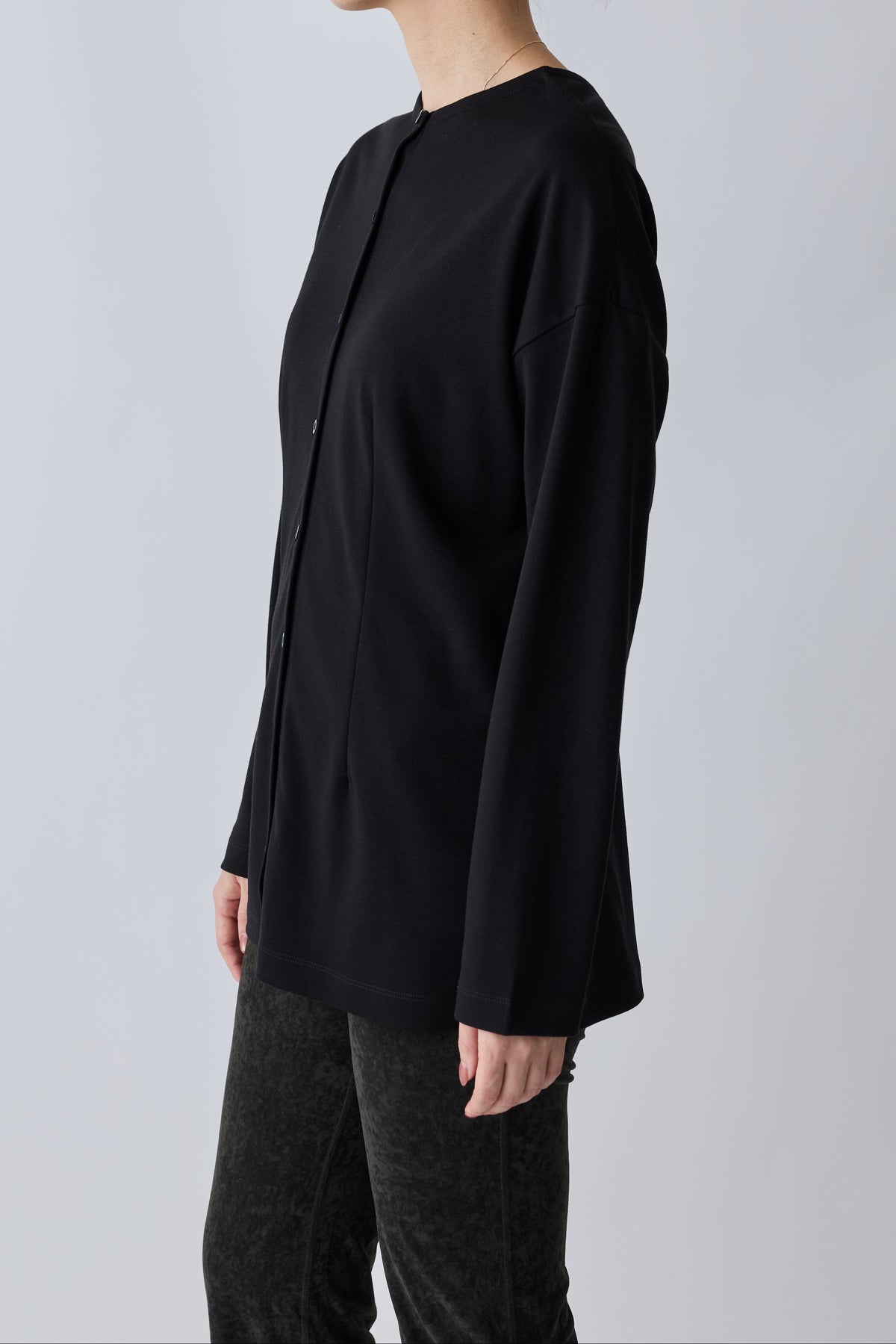 Nekkar 2way L/S tee_black