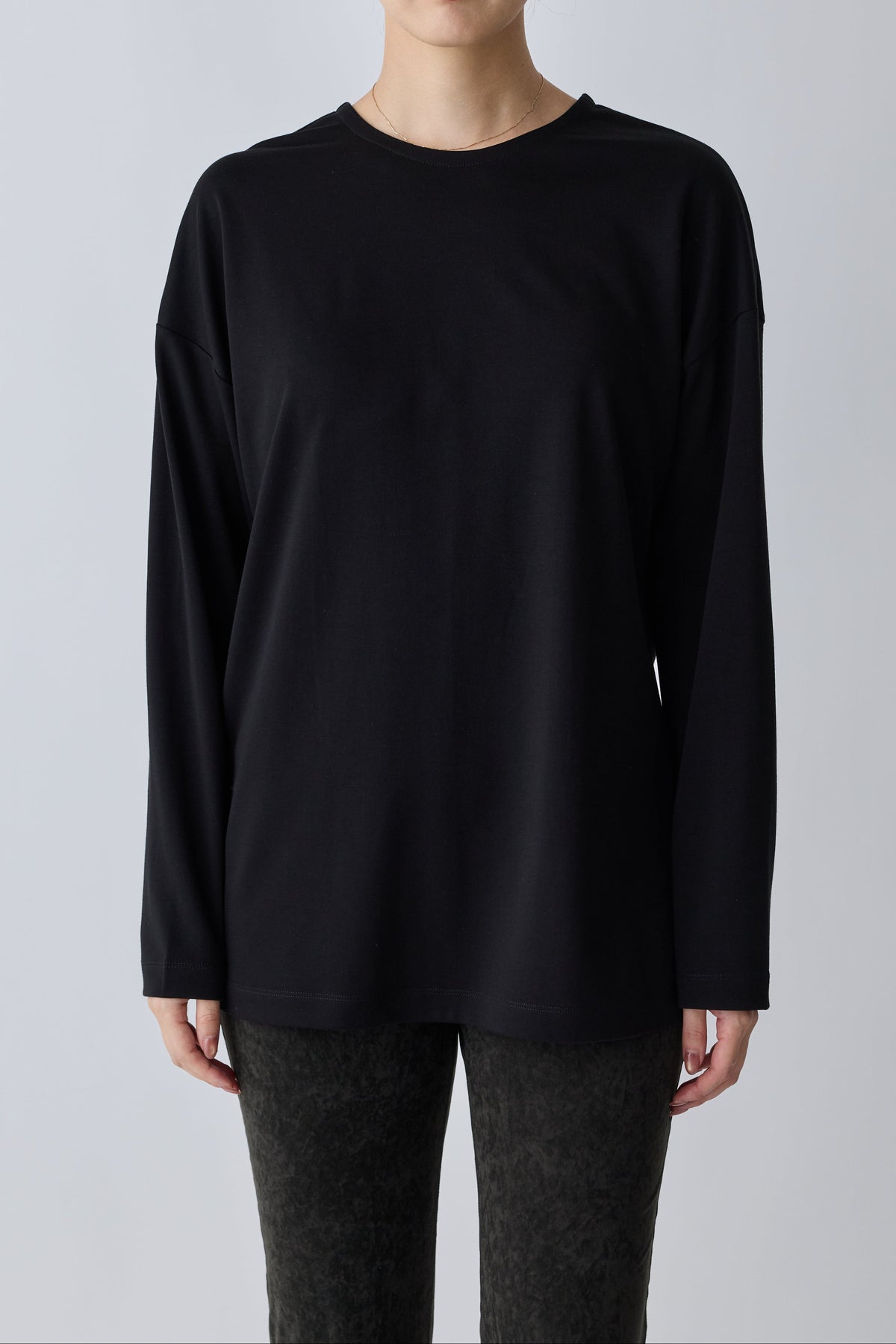 Nekkar 2way L/S tee_black