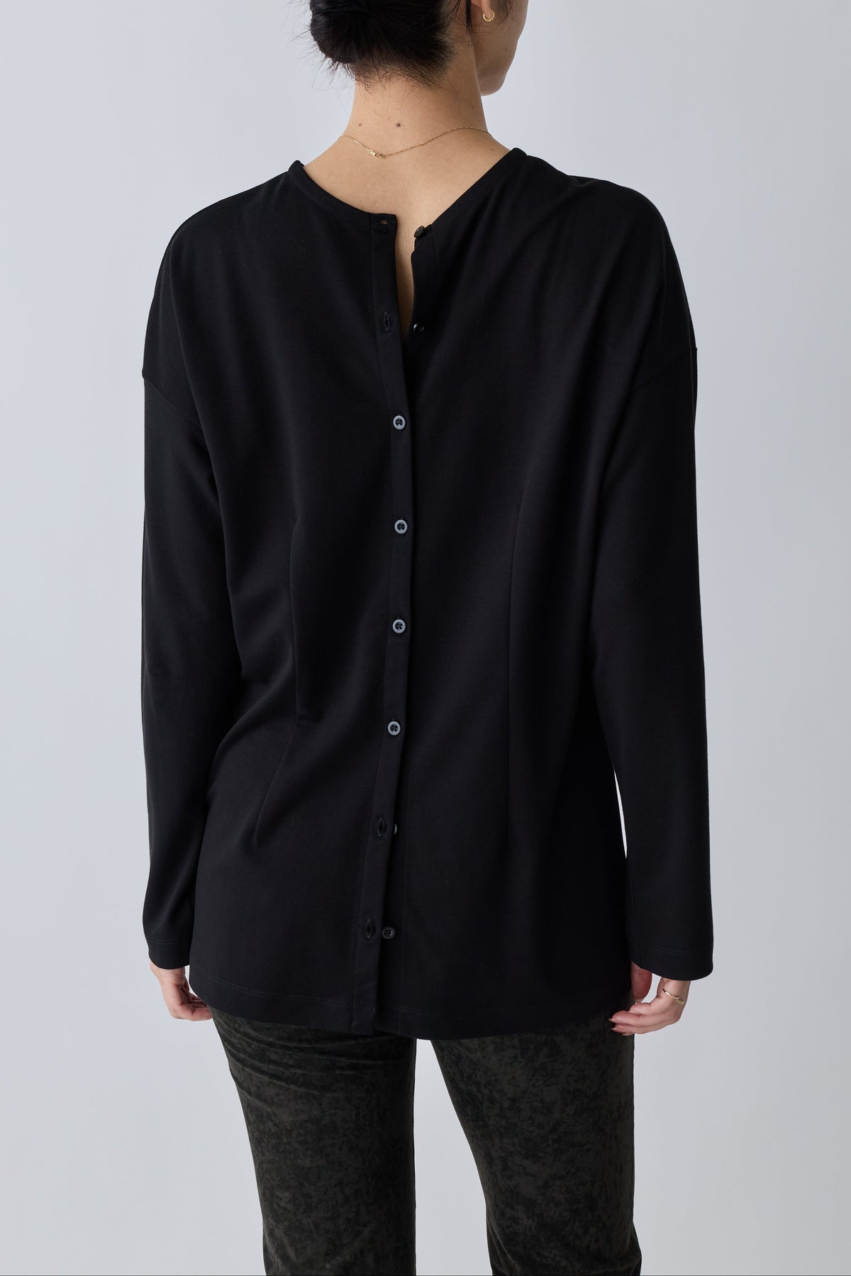 Nekkar 2way L/S tee_black