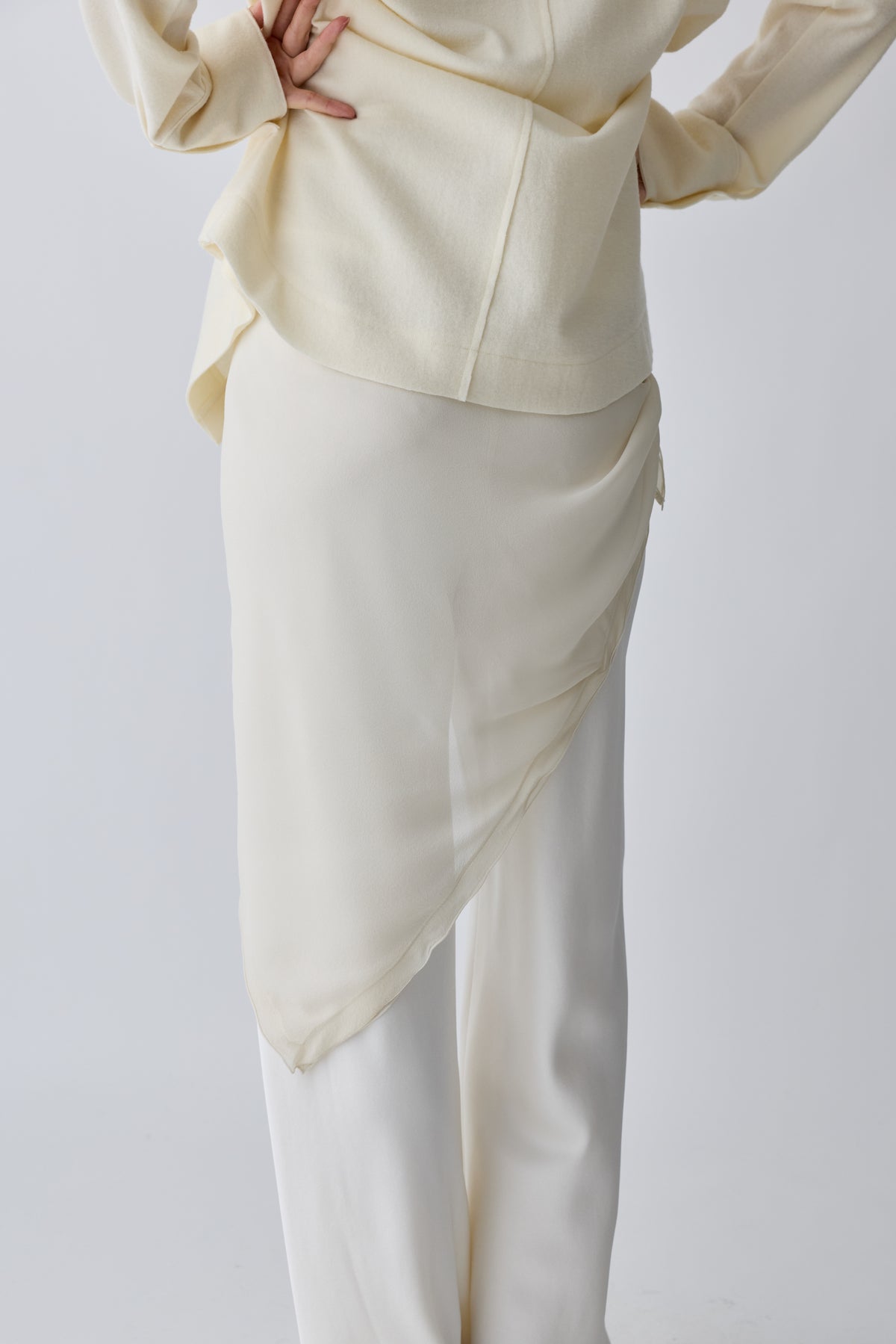 Caroli silk sheer scarf_white