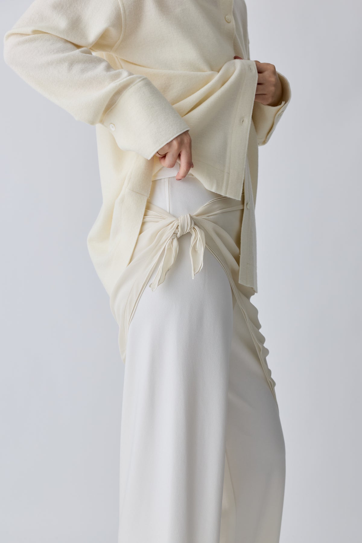 Caroli silk sheer scarf_white