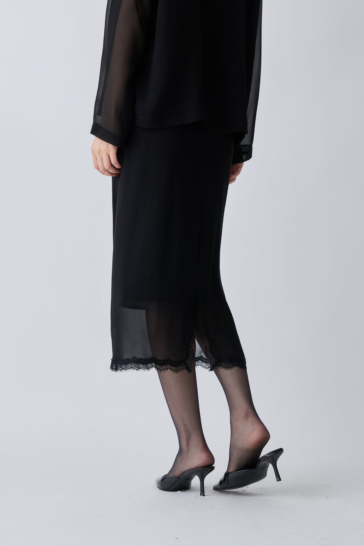 Caroli silk sheer skirt_black