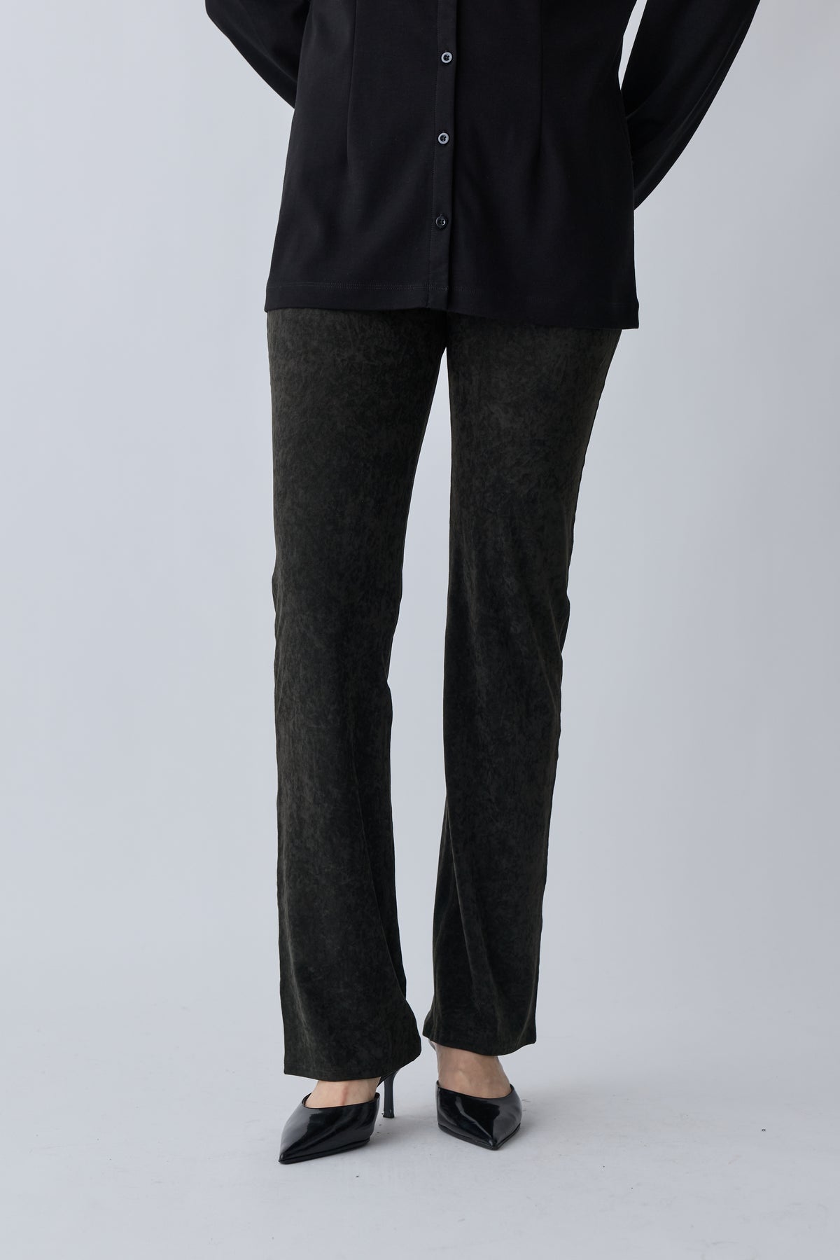 Mirak Velours Semiflare Pants_khaki