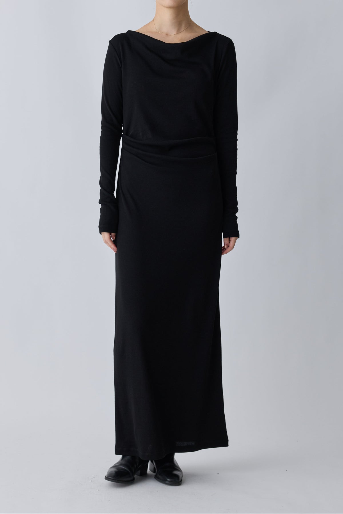 Scheat tuck dress_Black