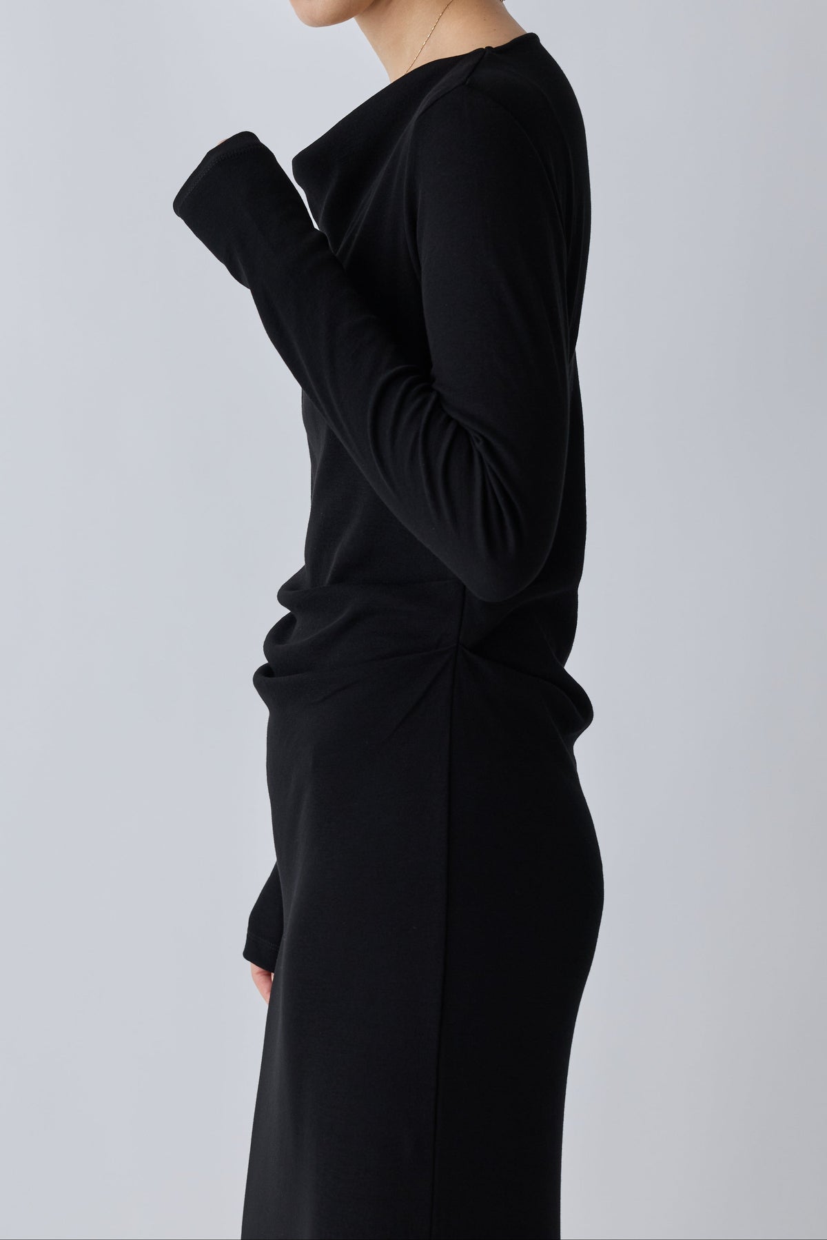 Scheat tuck dress_Black