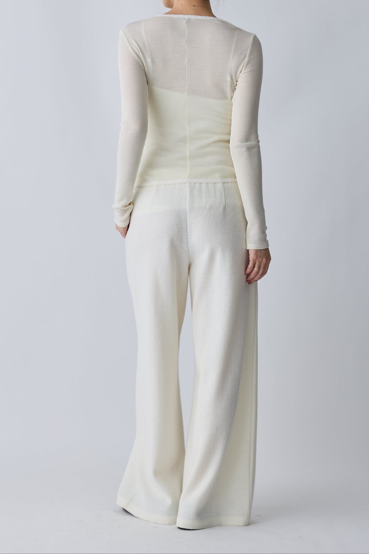 Nekkar rib tops_offwhite