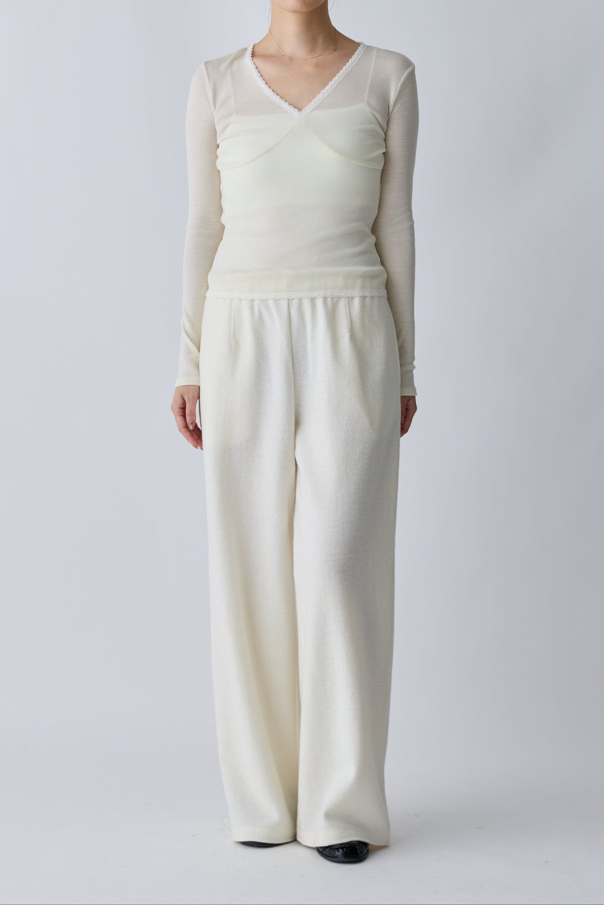 Nekkar rib tops_offwhite