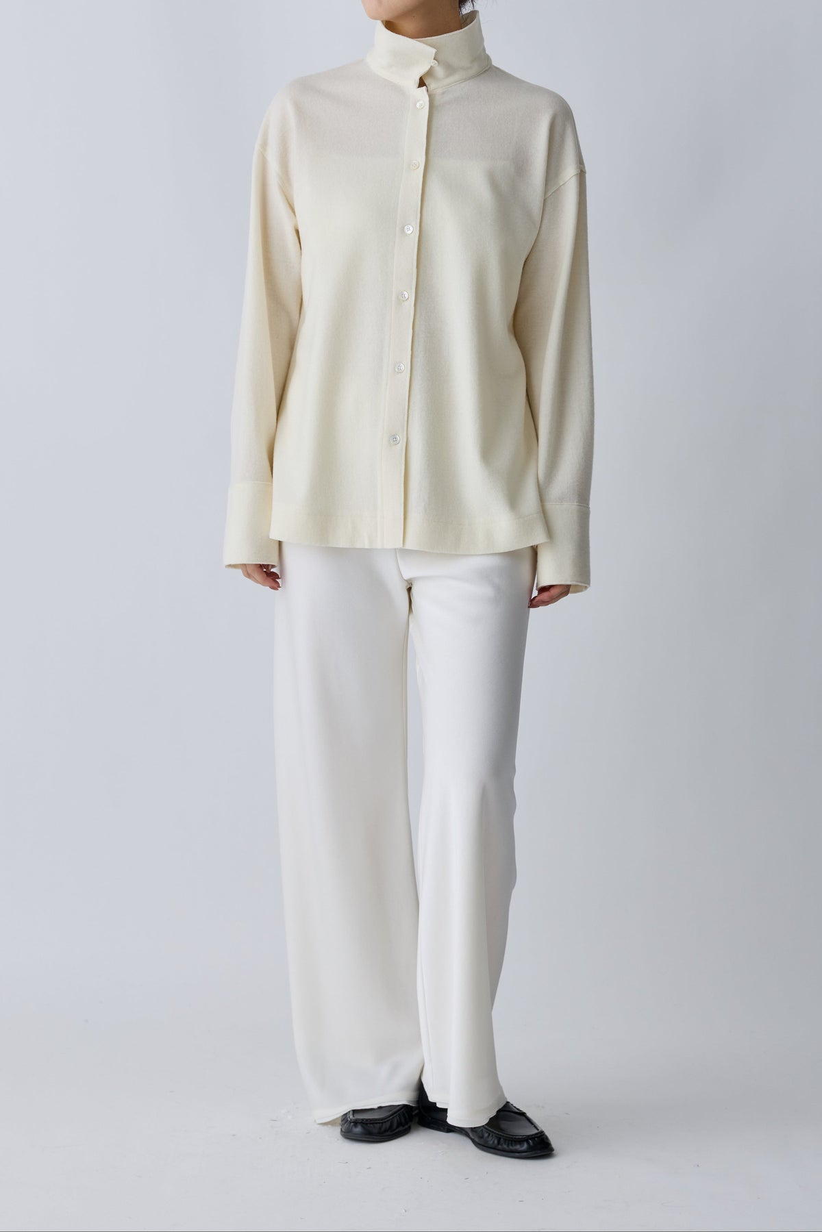 Phekda Pants_white