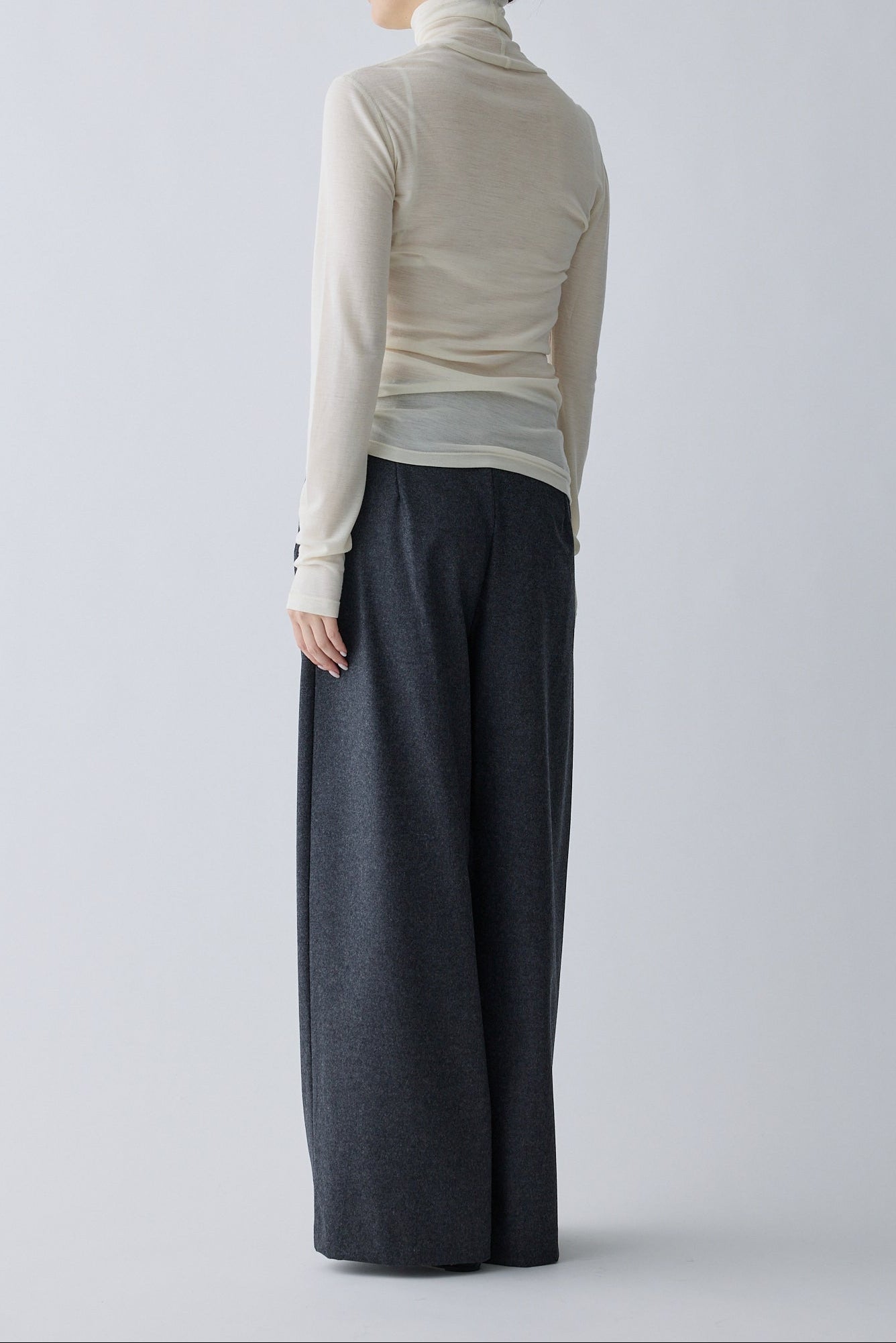 Alula tuck wide Pants _ gray